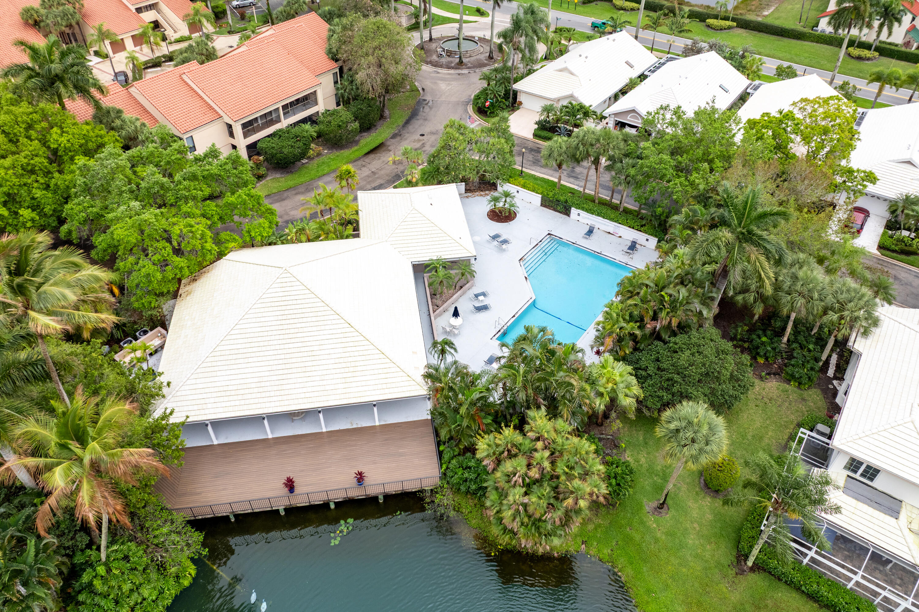 CANTERBURY AT PGA NATIONAL - Residential