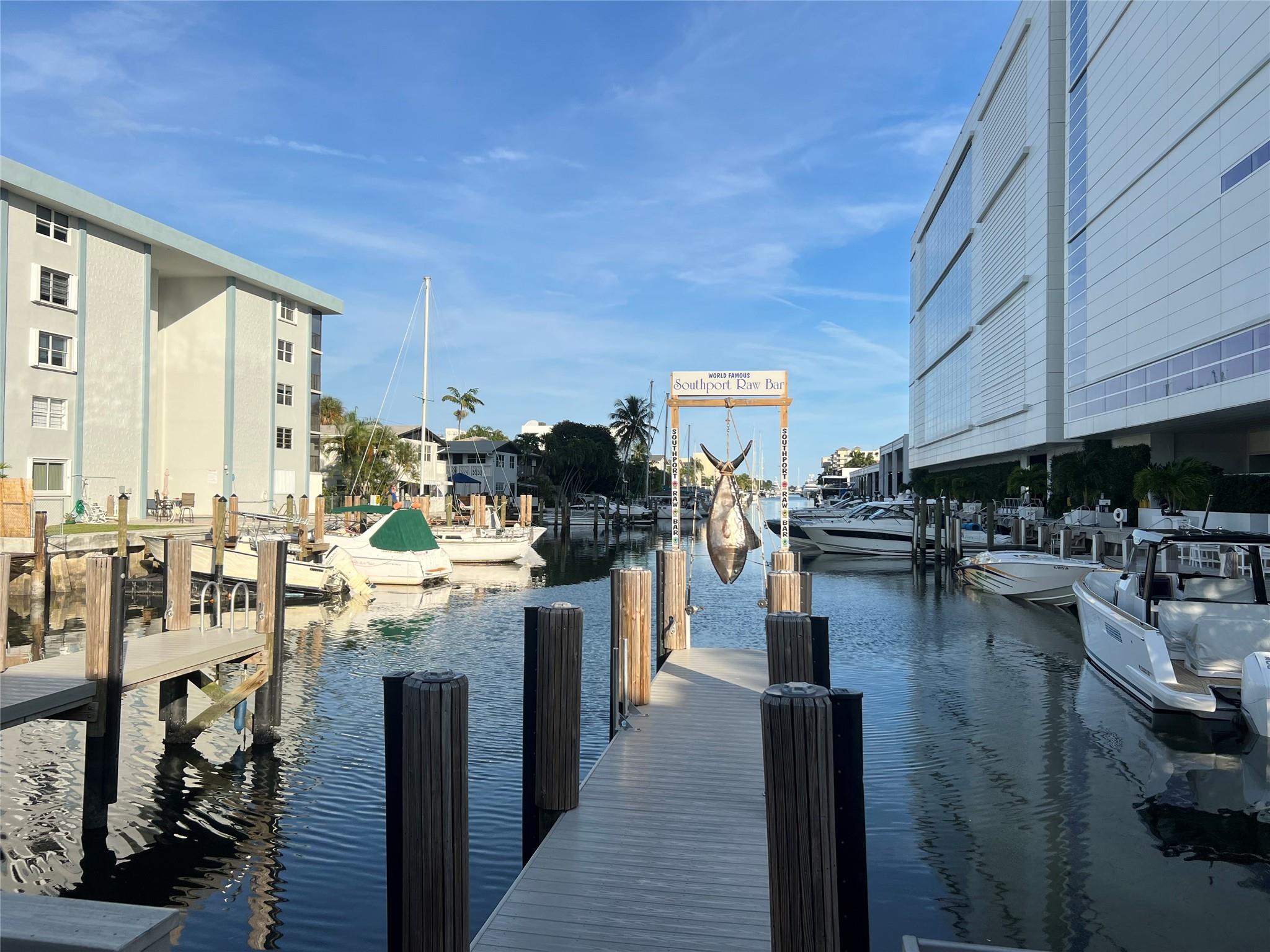 Cliff Lake Villas - Residential