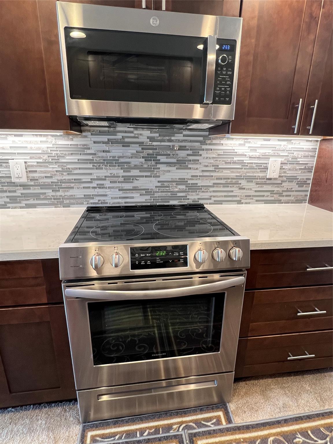 Cliff Lake Villas - Residential