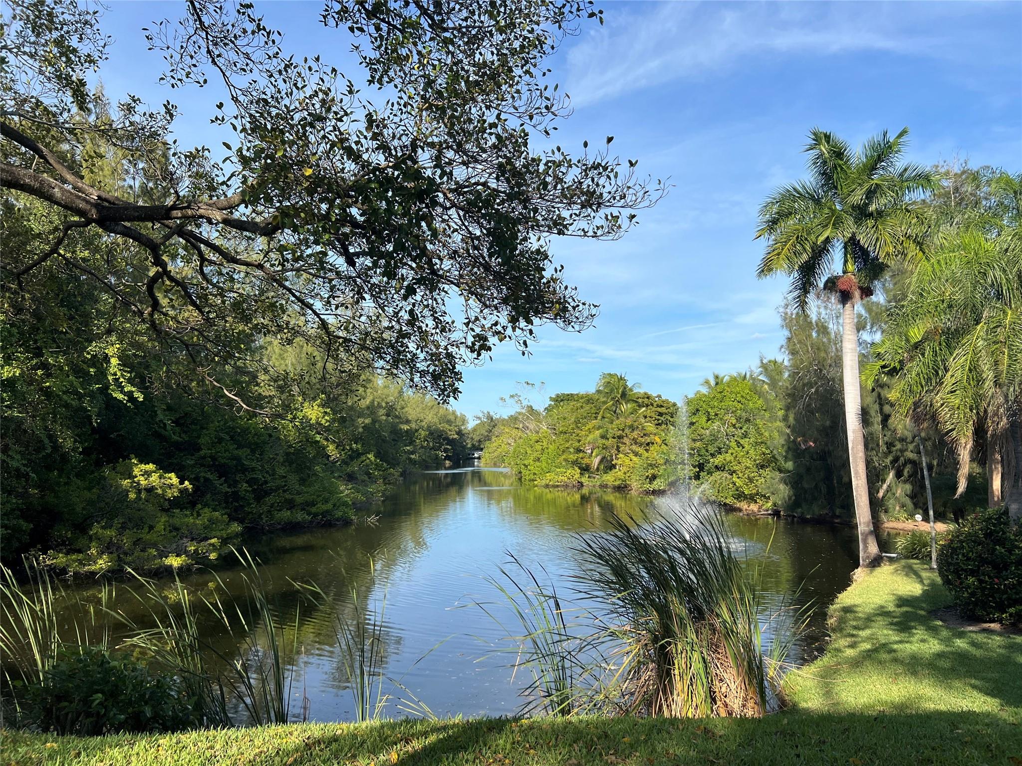 Cliff Lake Villas - Residential