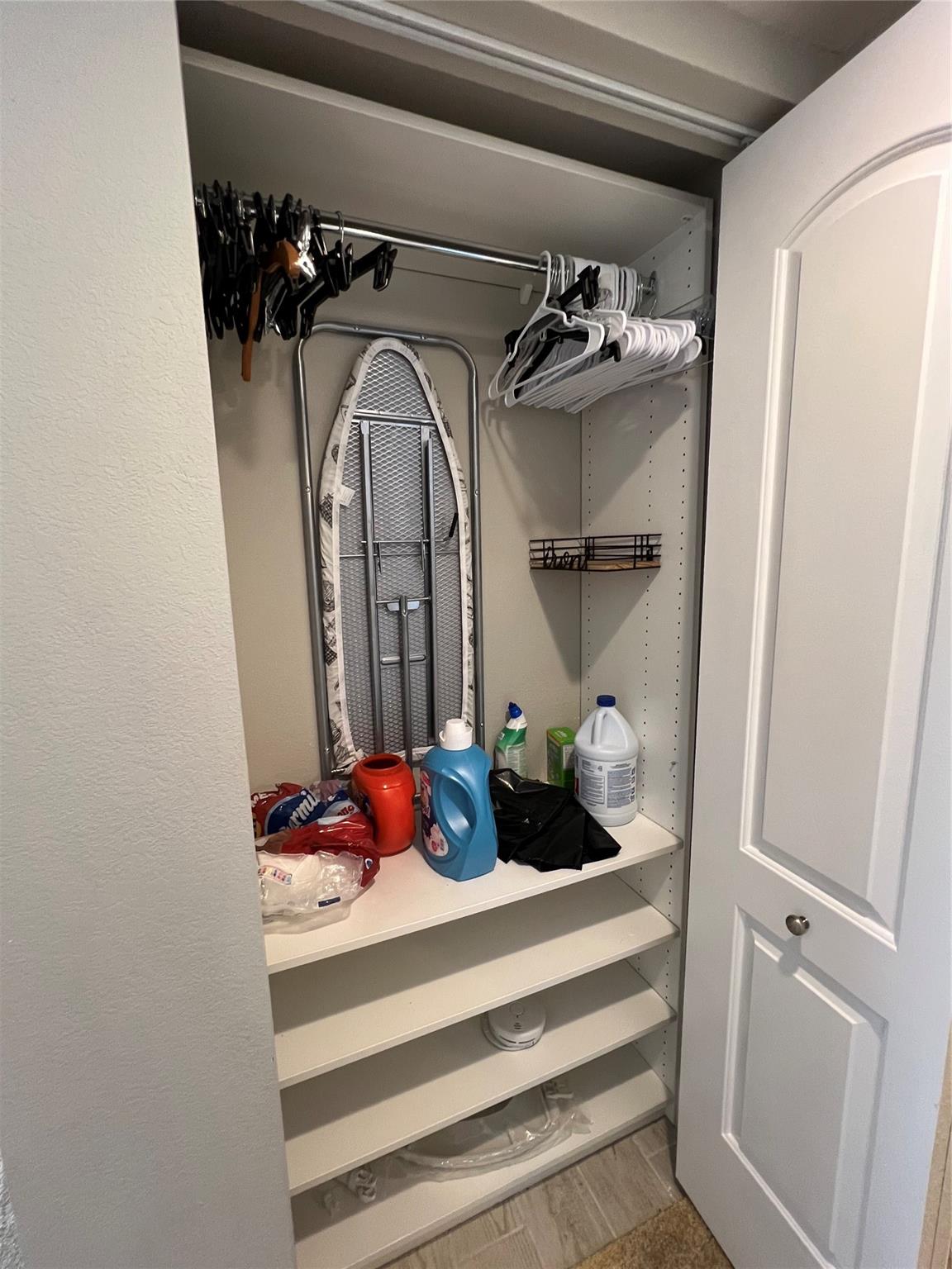 Cliff Lake Villas - Residential