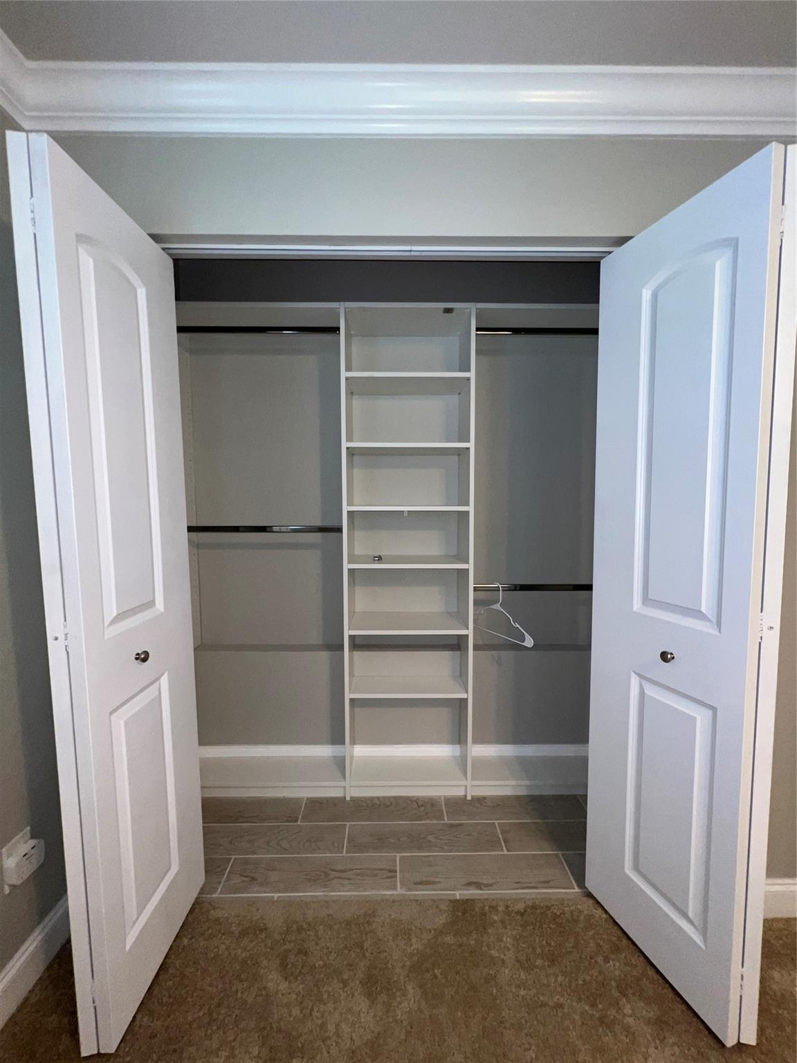 Cliff Lake Villas - Residential