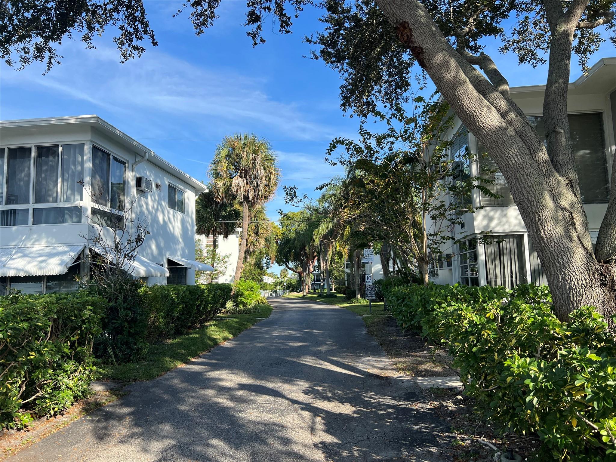 Cliff Lake Villas - Residential