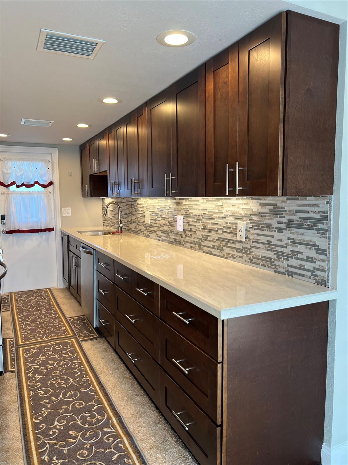 Cliff Lake Villas - Residential