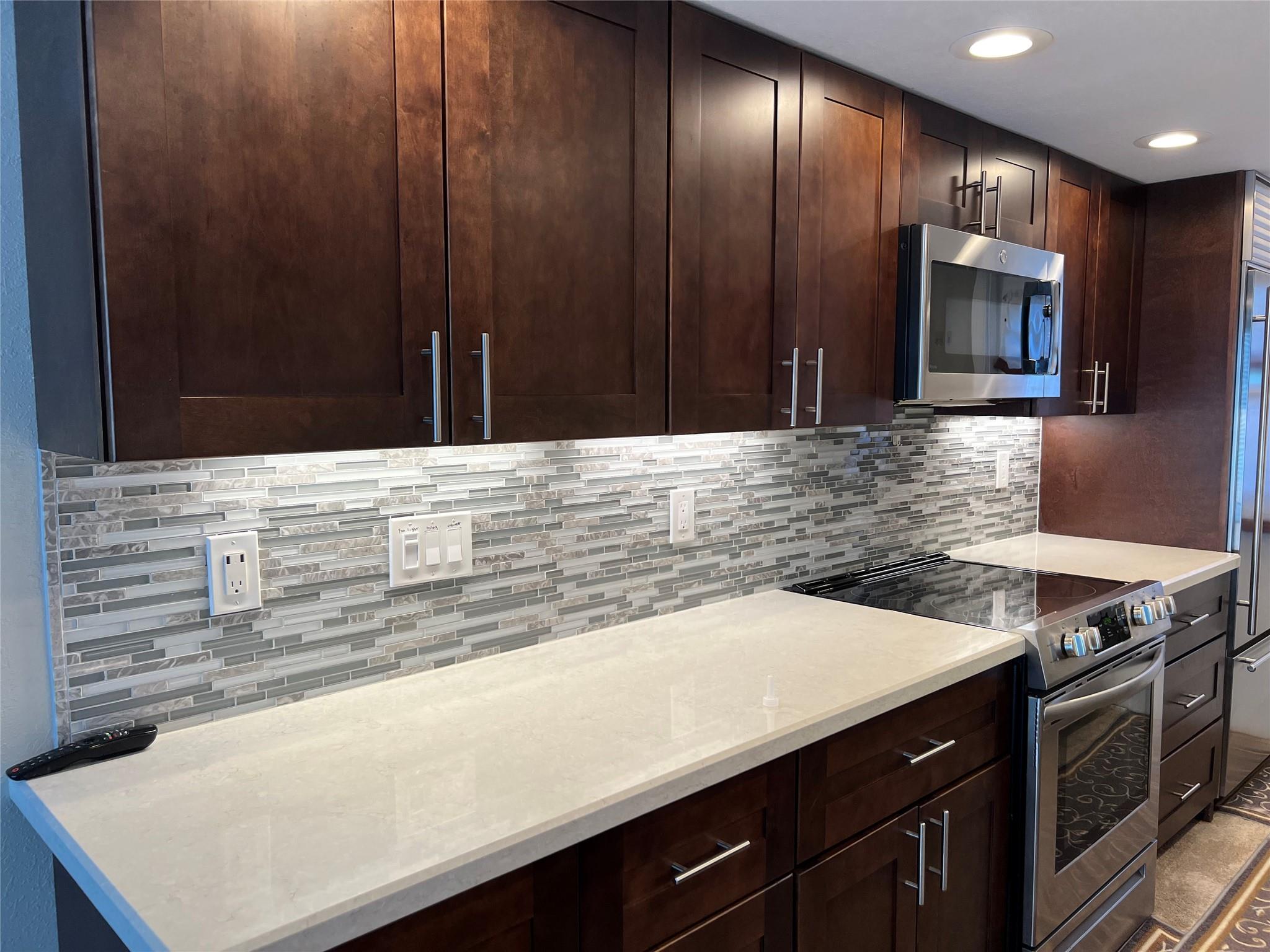 Cliff Lake Villas - Residential