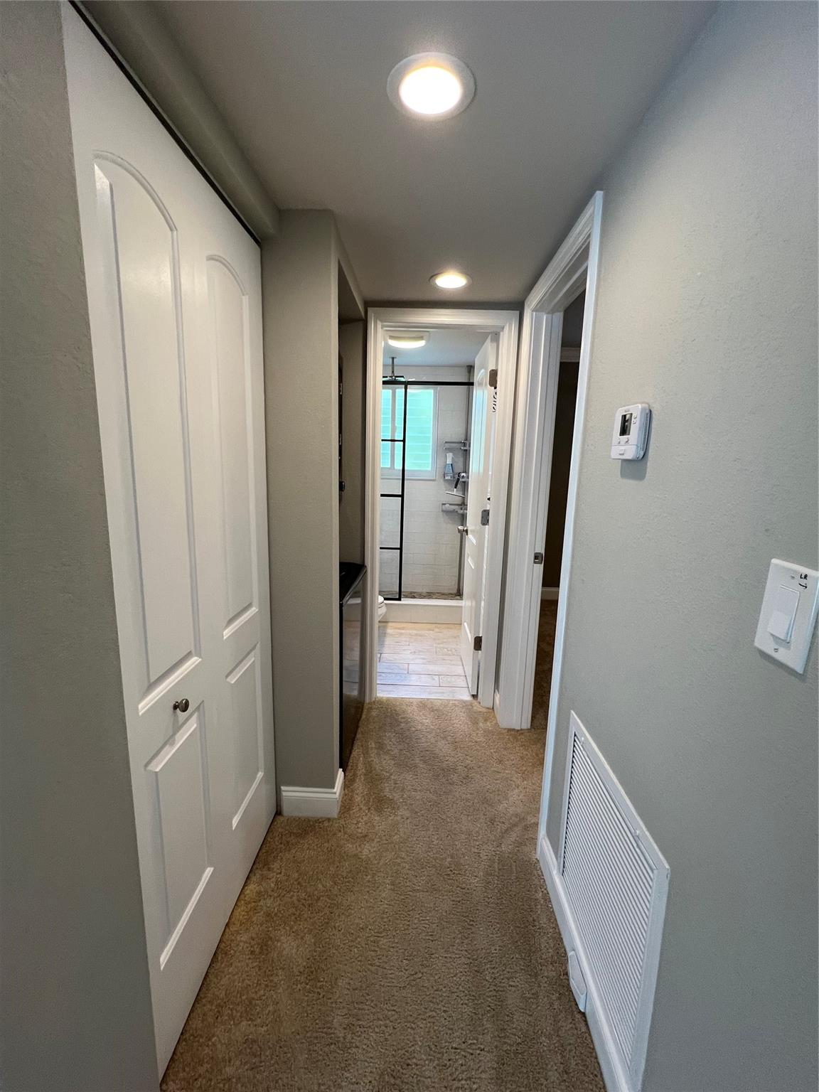 Cliff Lake Villas - Residential