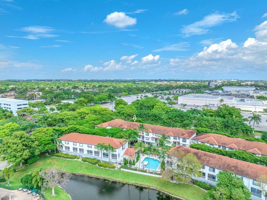 Photo of 20889 Saint Andrews Boulevard, Boca Raton, FL 33433 (MLS # B26076660)