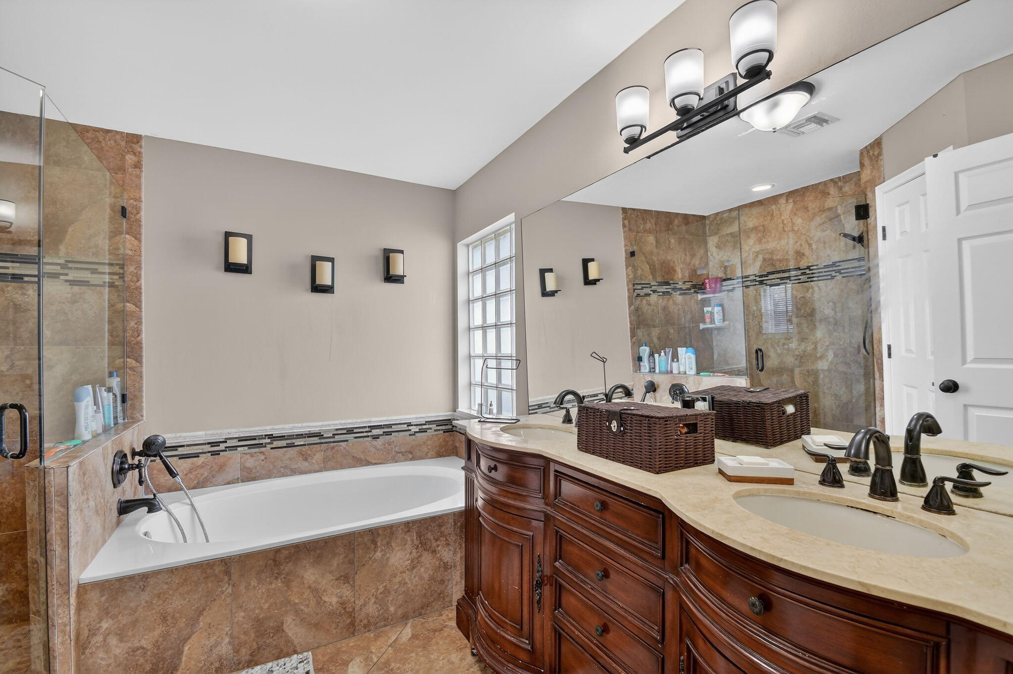 Pipers Glen Prcl E - Residential