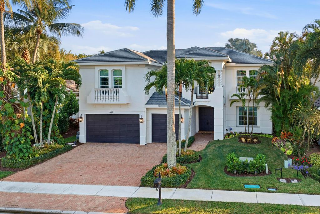 Photo of 538 Les Jardin Drive, Palm Beach Gardens, FL 33410 (MLS # R11128367)
