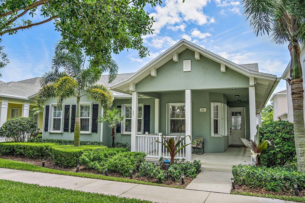 Photo of 2681 E Community Drive, Jupiter, FL 33458 (MLS # R10791271)