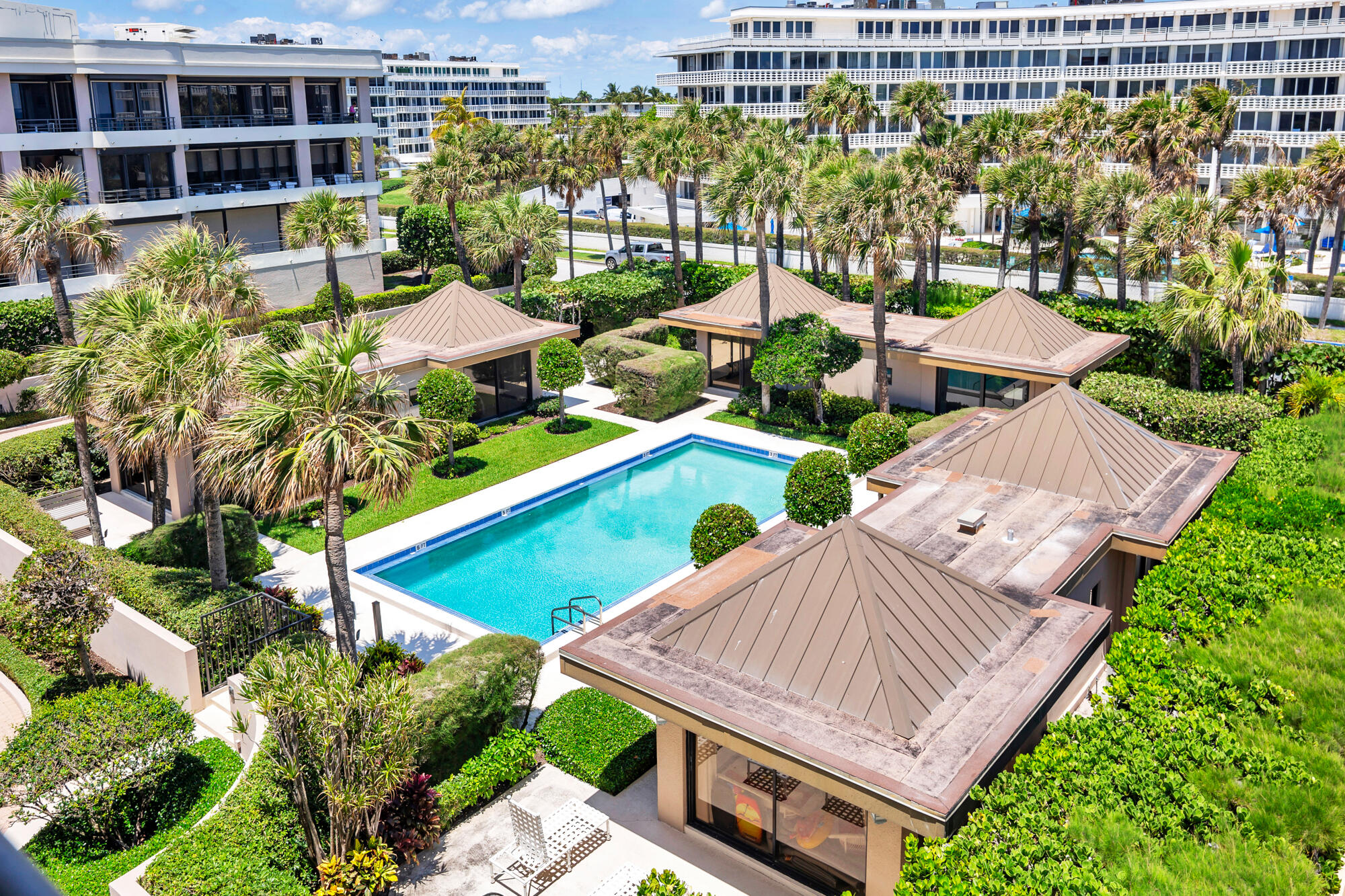 LEVERETT HOUSE CONDO - Residential