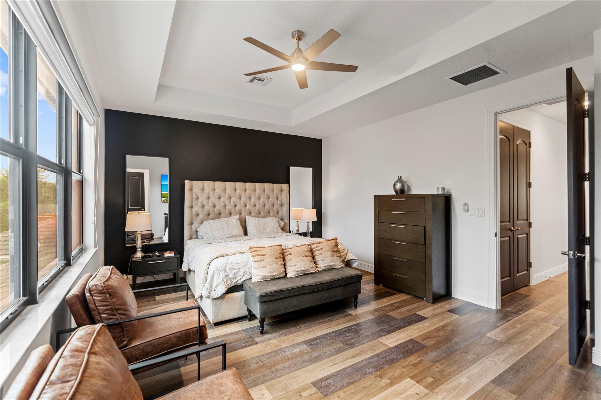 Coral Lago 182-31 B - Residential