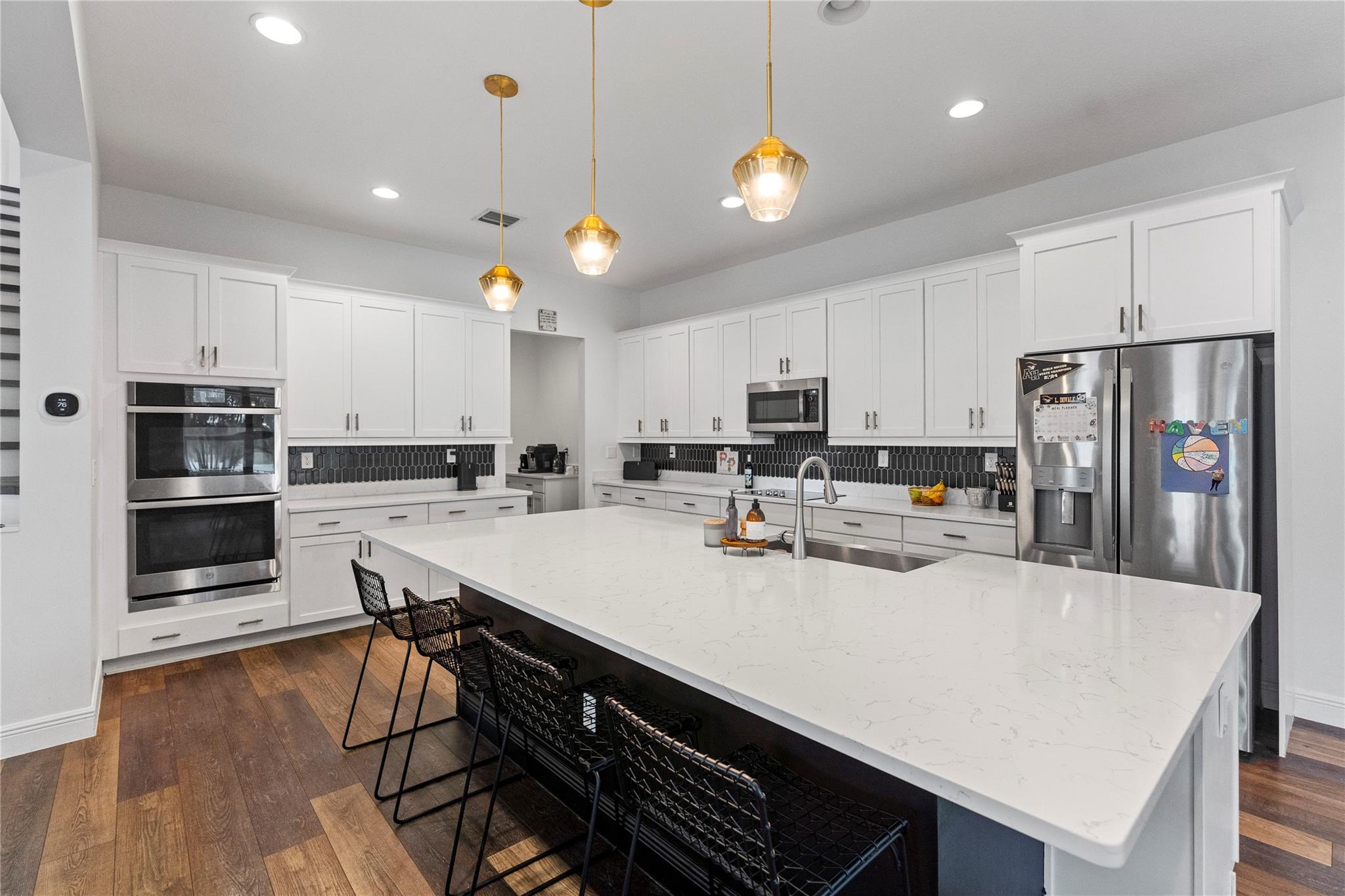 Coral Lago 182-31 B - Residential