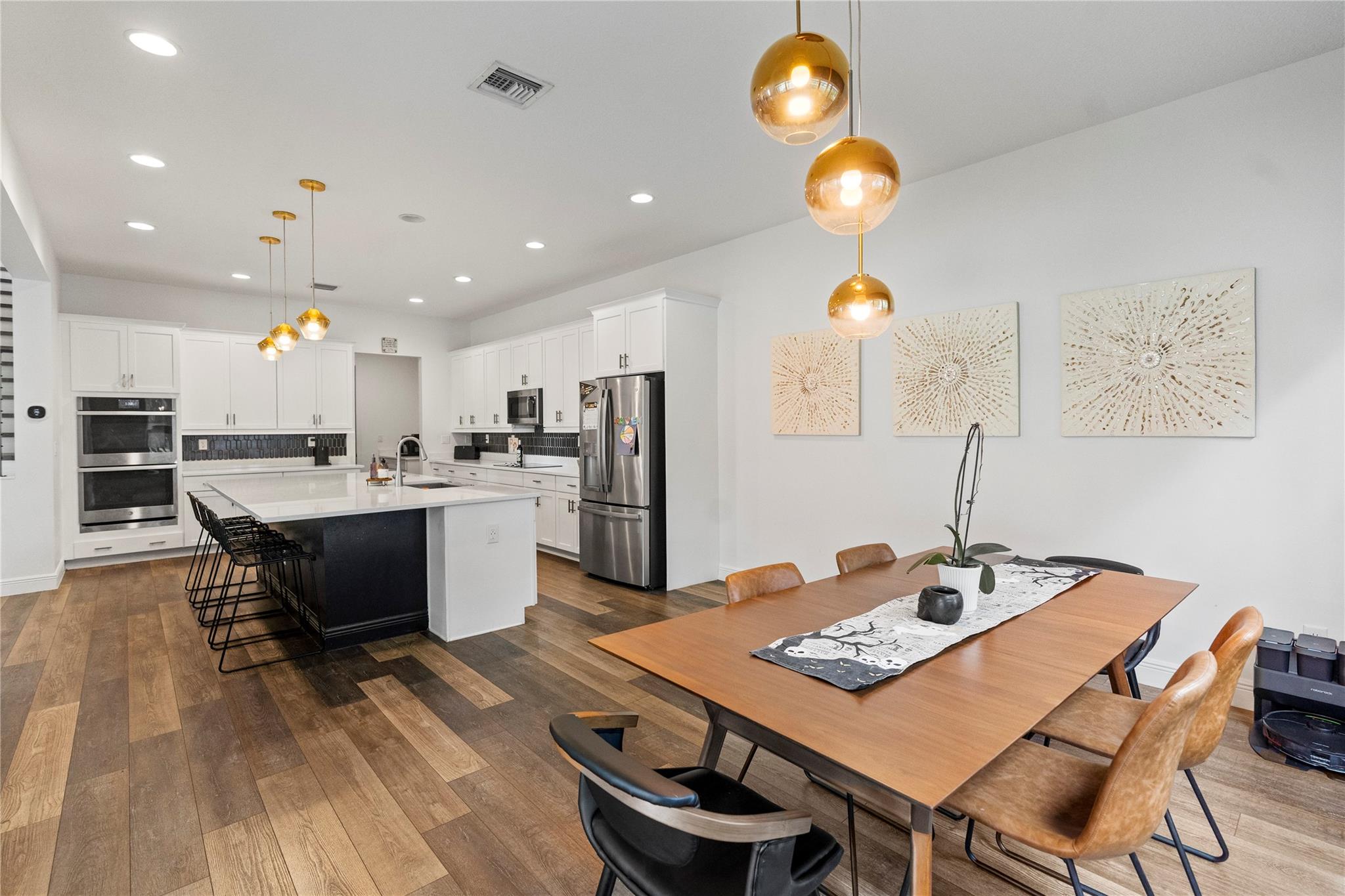 Coral Lago 182-31 B - Residential