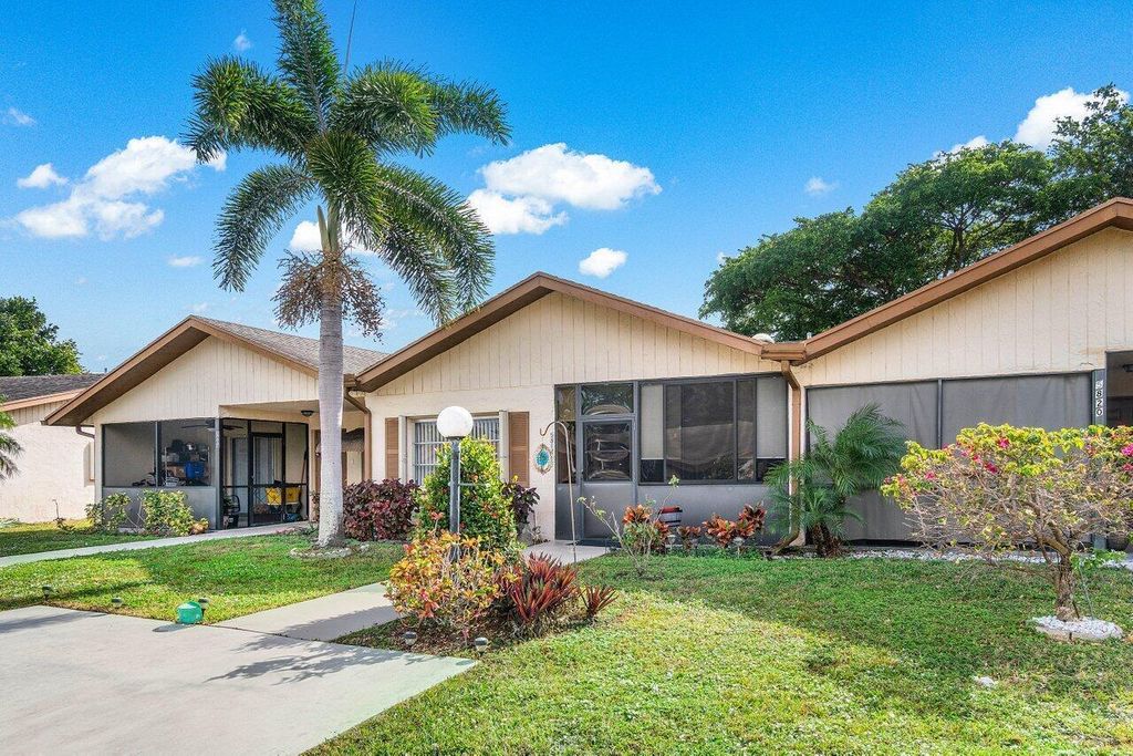 Photo of 5814 Doris Court, Delray Beach, FL 33484 (MLS # B26012230)