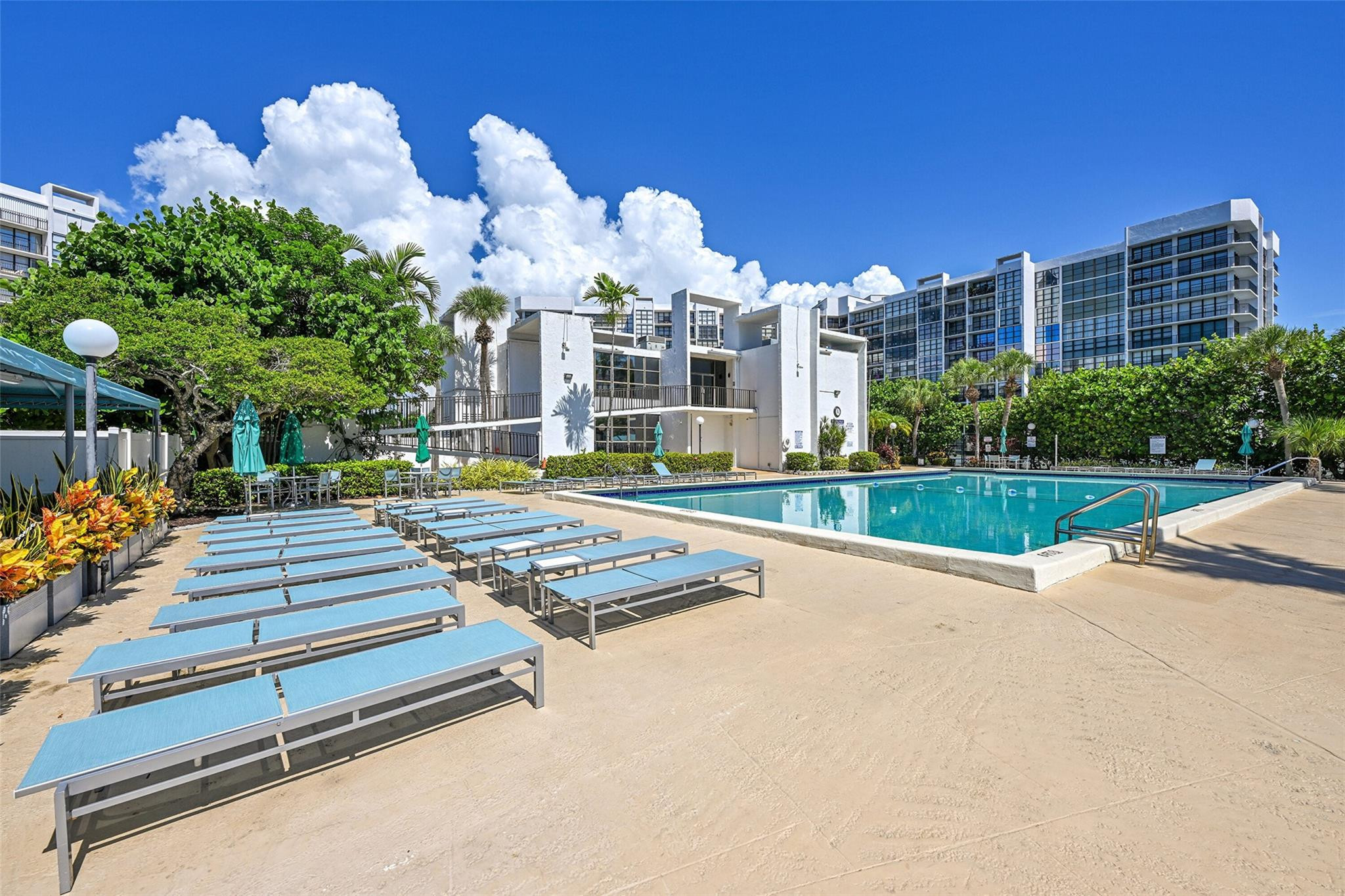 Oceanview Park Condo - Residential