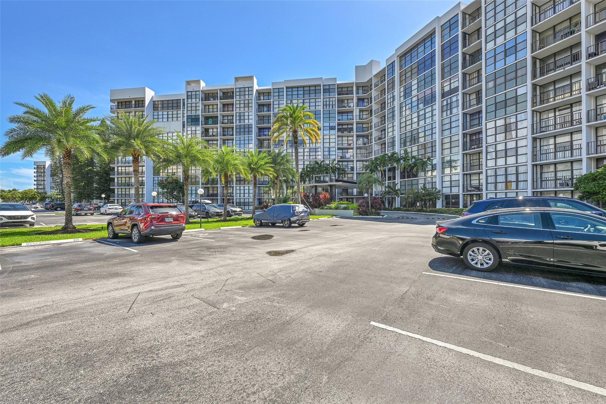 Oceanview Park Condo - Residential