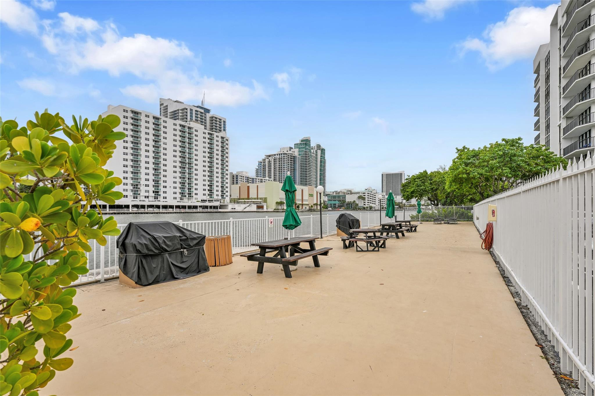 Oceanview Park Condo - Residential