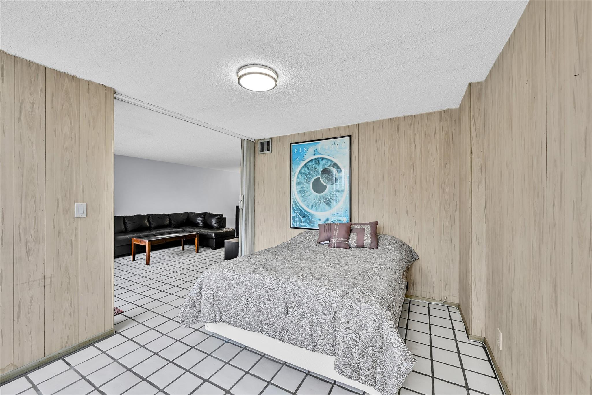 Oceanview Park Condo - Residential