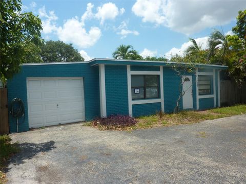 Single Family Residence in Hollywood FL 1220 57th Ave Ave.jpg