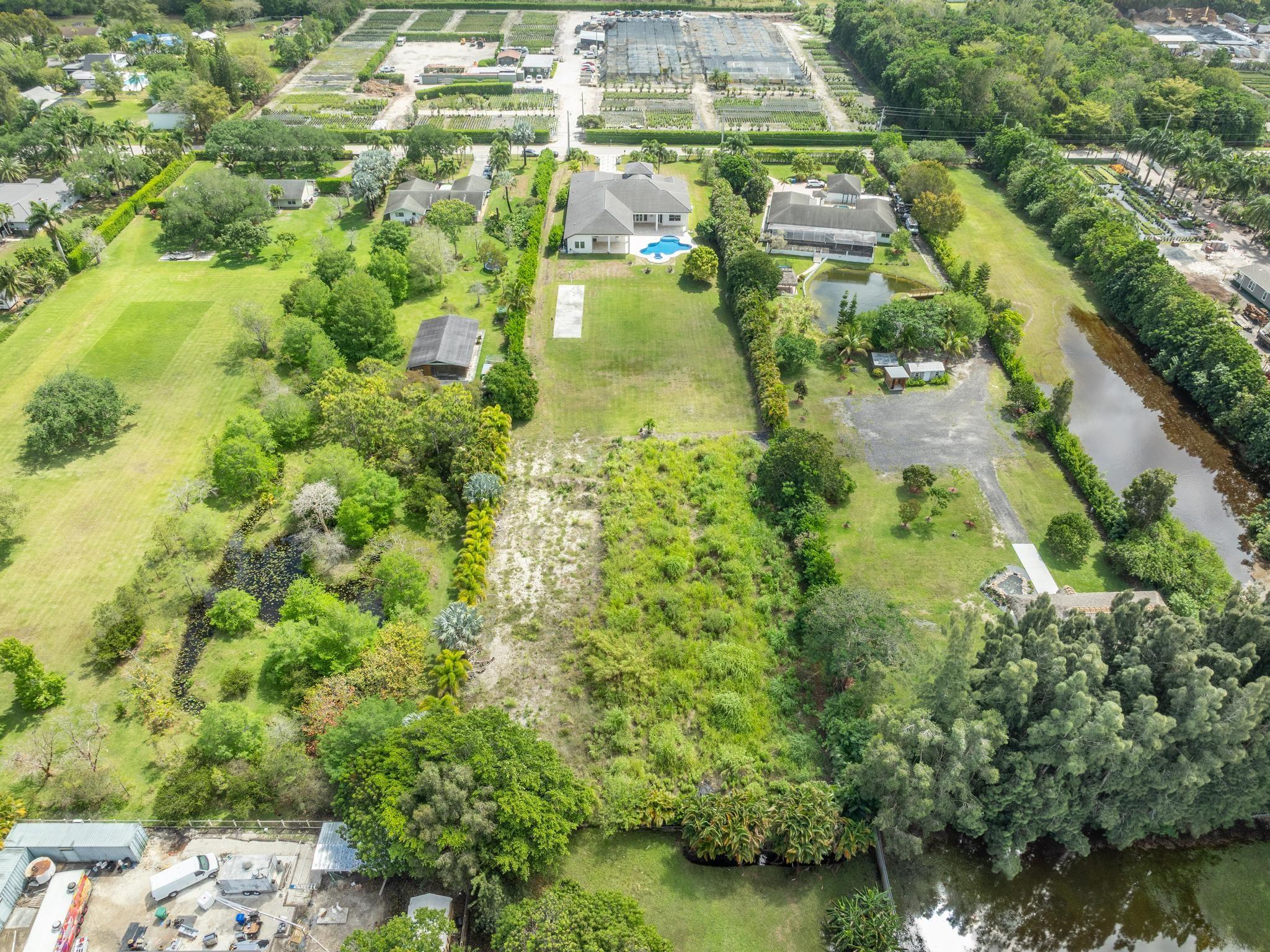 Everglades Land Co Sub 1- - Residential Lease