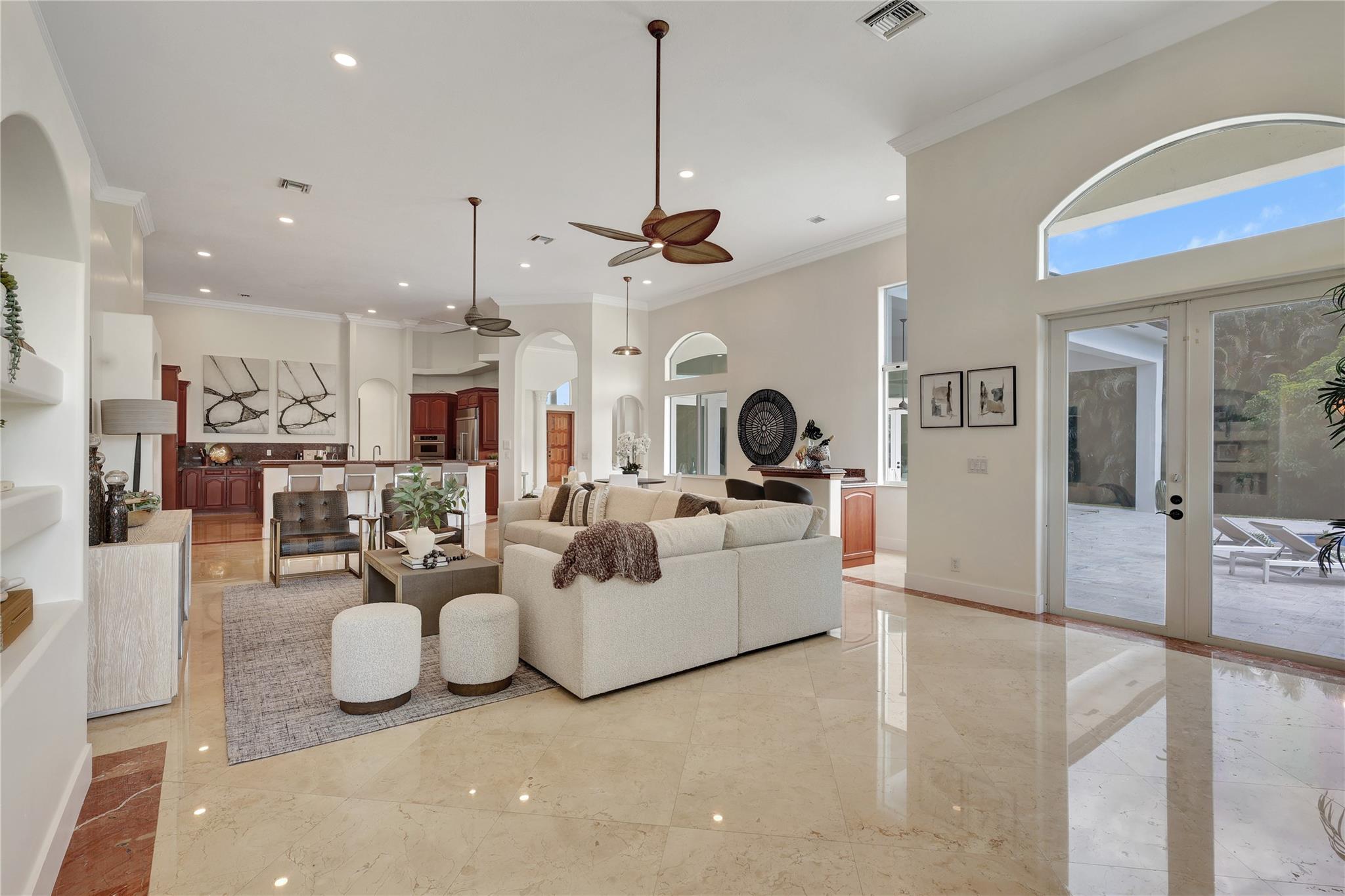 Everglades Land Co Sub 1- - Residential Lease