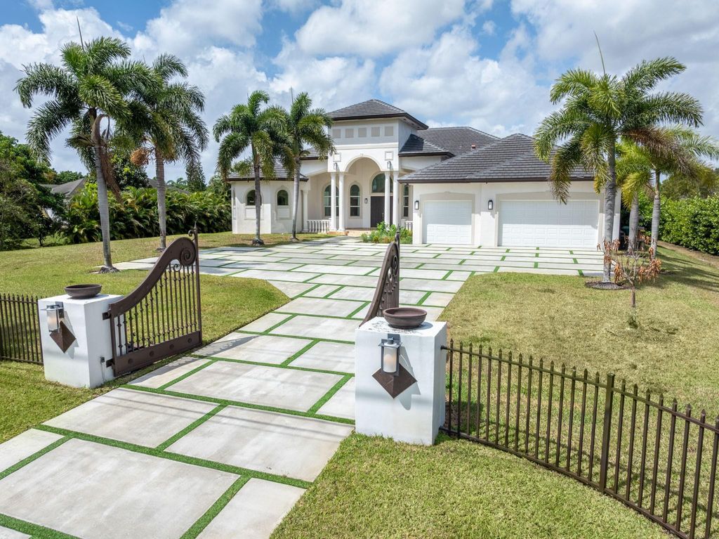 Photo of 5941 SW 185th Way, Southwest Ranches, FL 33332 (MLS # F10518256)