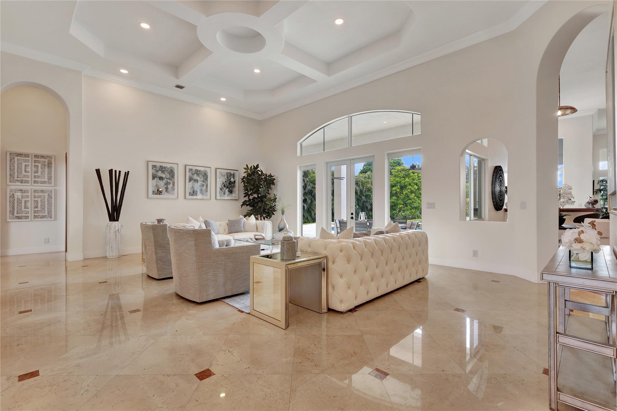 Everglades Land Co Sub 1- - Residential Lease