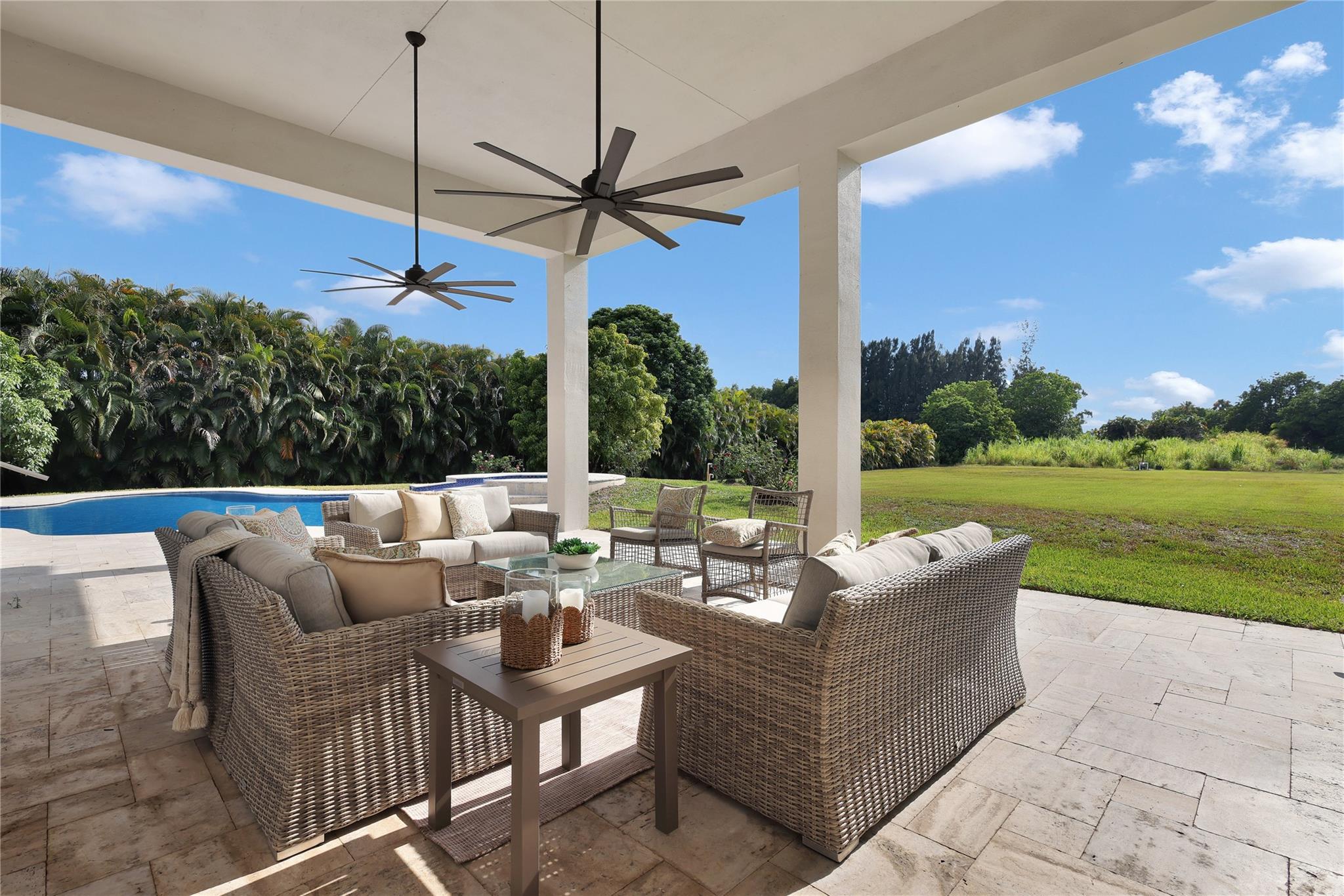 Everglades Land Co Sub 1- - Residential Lease