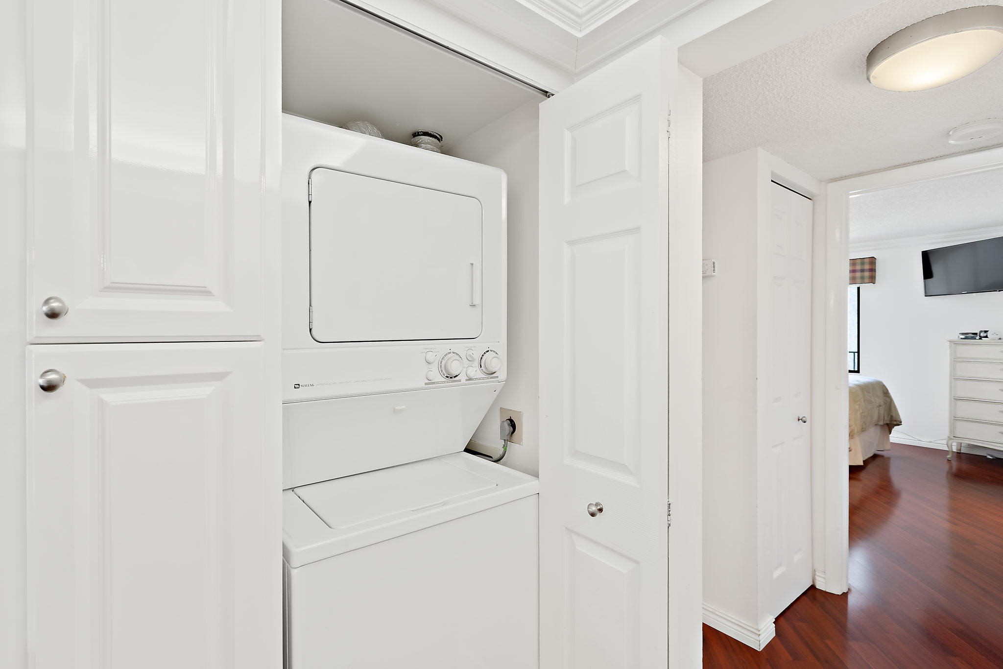 SEA RISE - Residential Lease