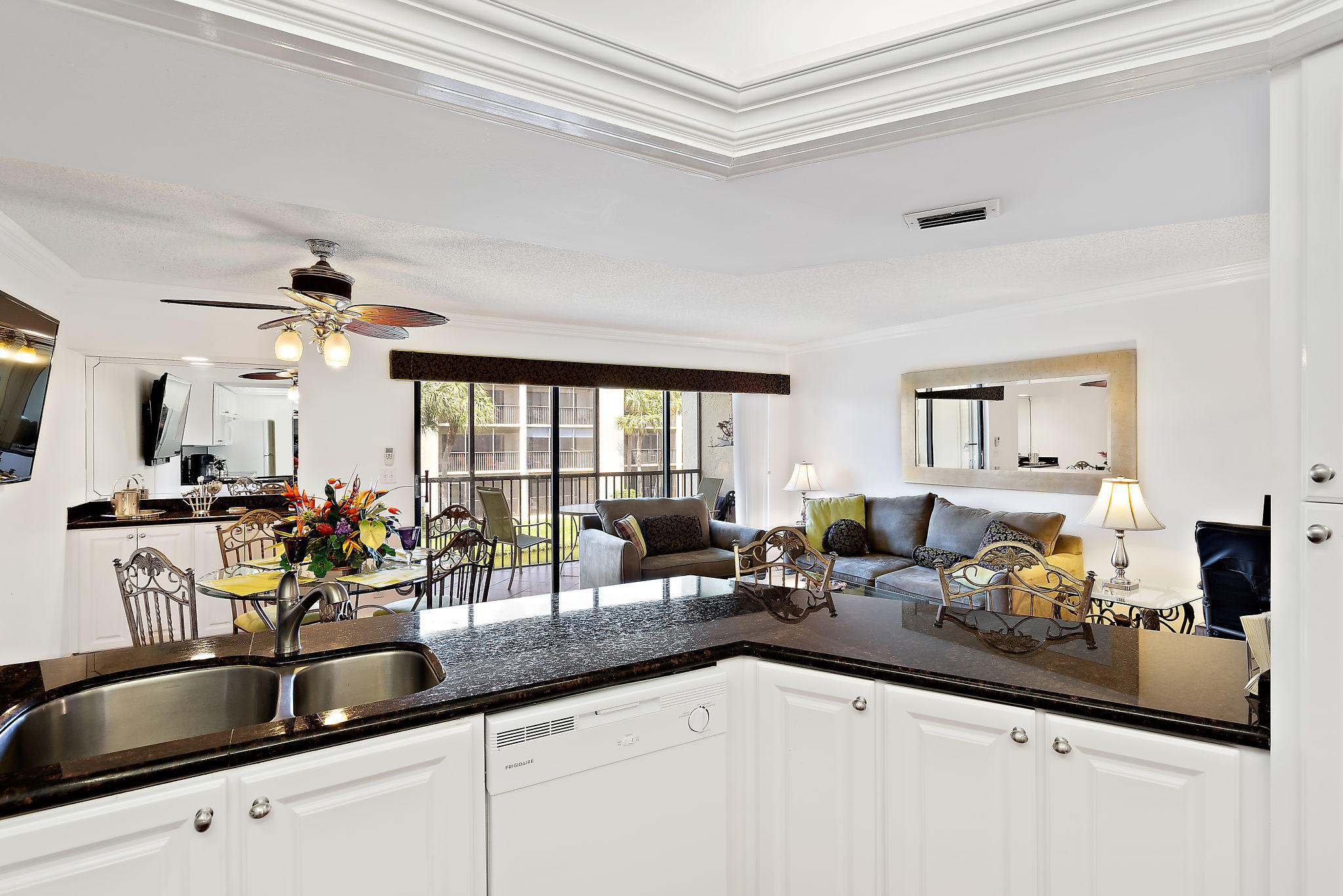 SEA RISE - Residential Lease