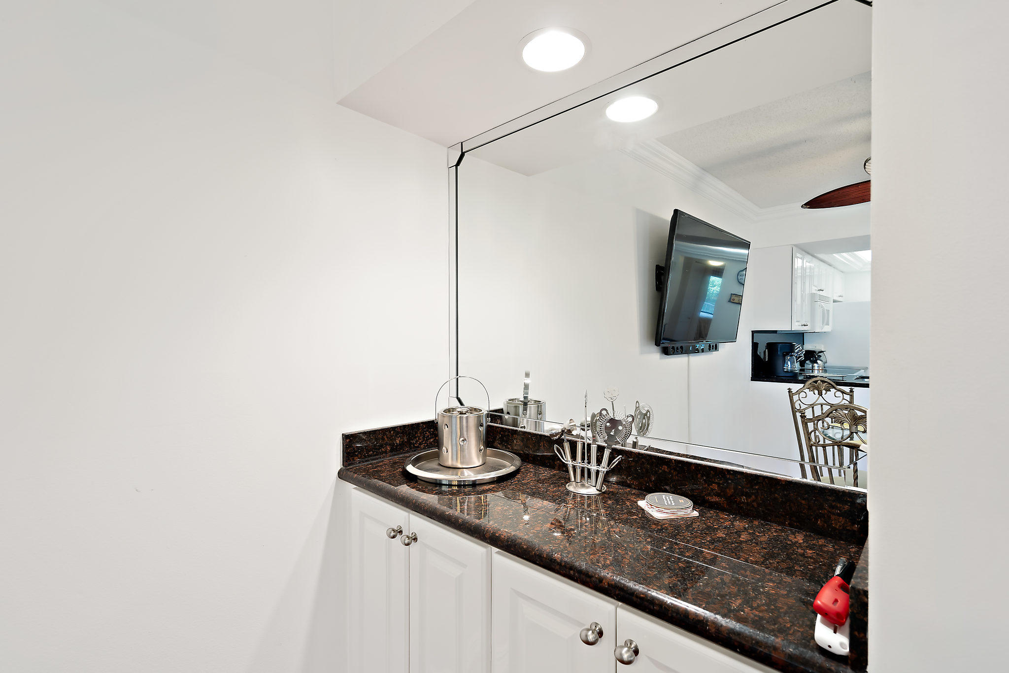 SEA RISE - Residential Lease