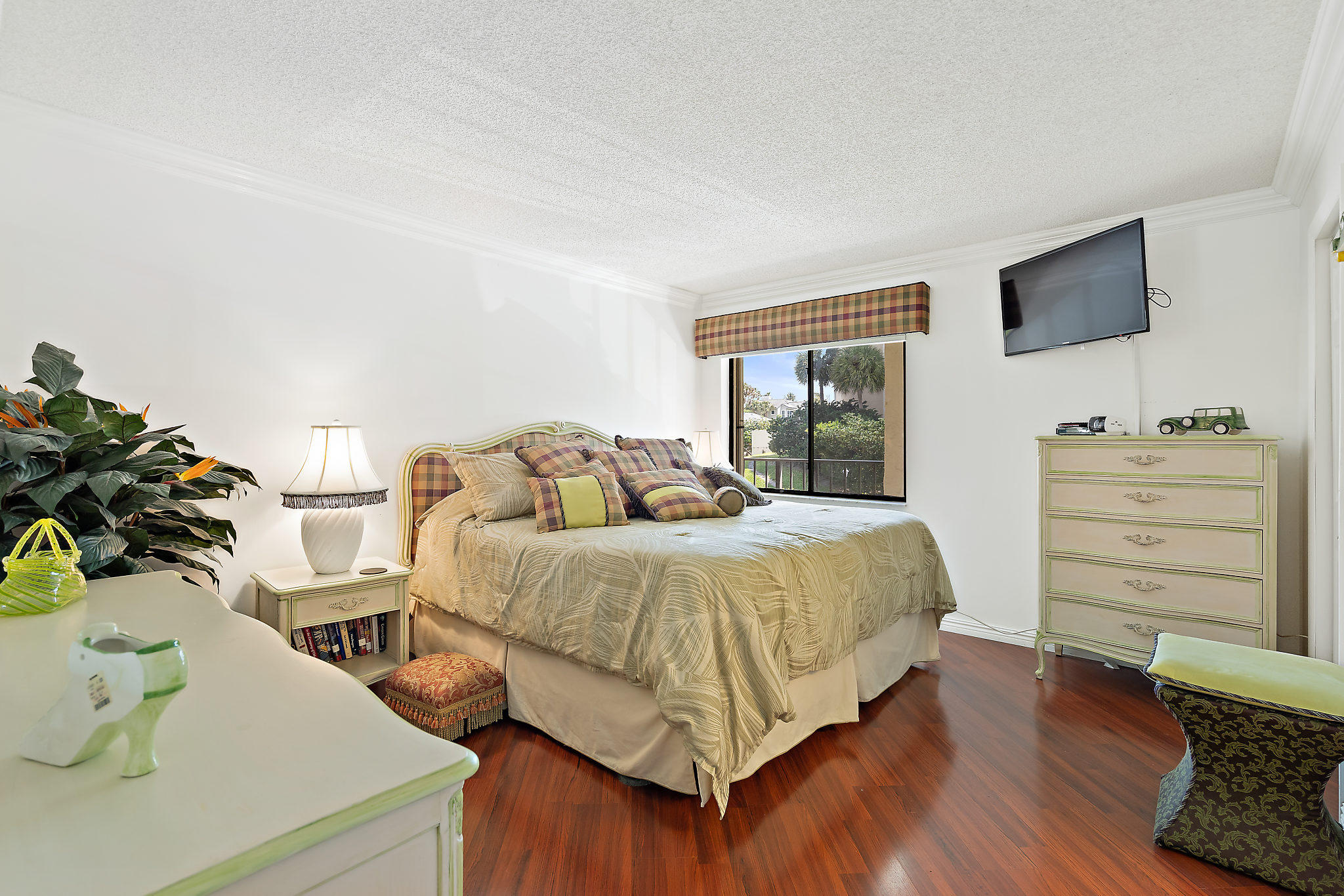 SEA RISE - Residential Lease