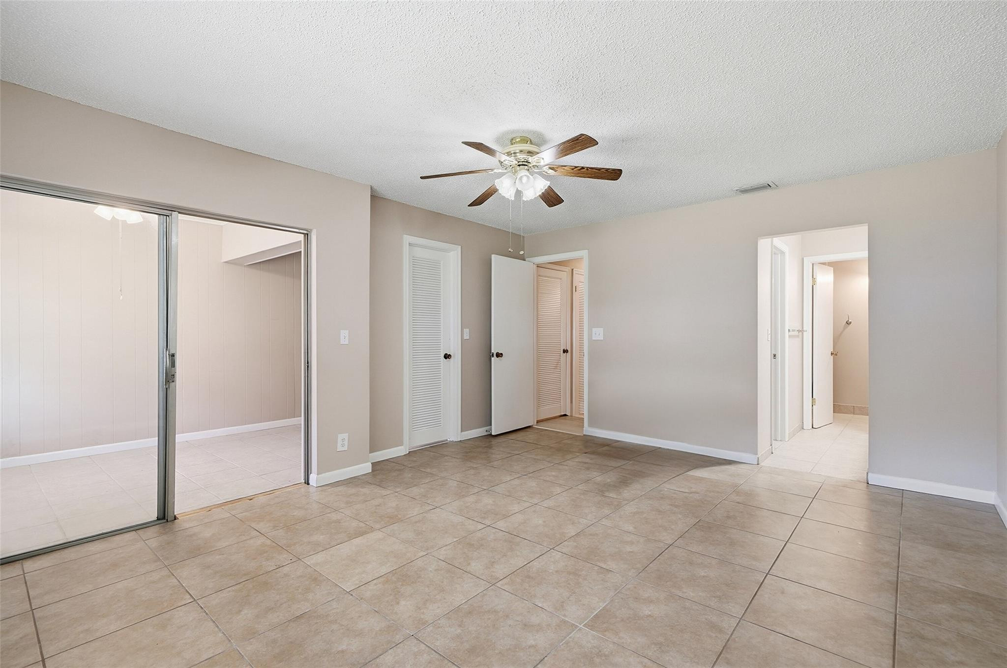 Lauderdale West Condo Nov - Residential Lease