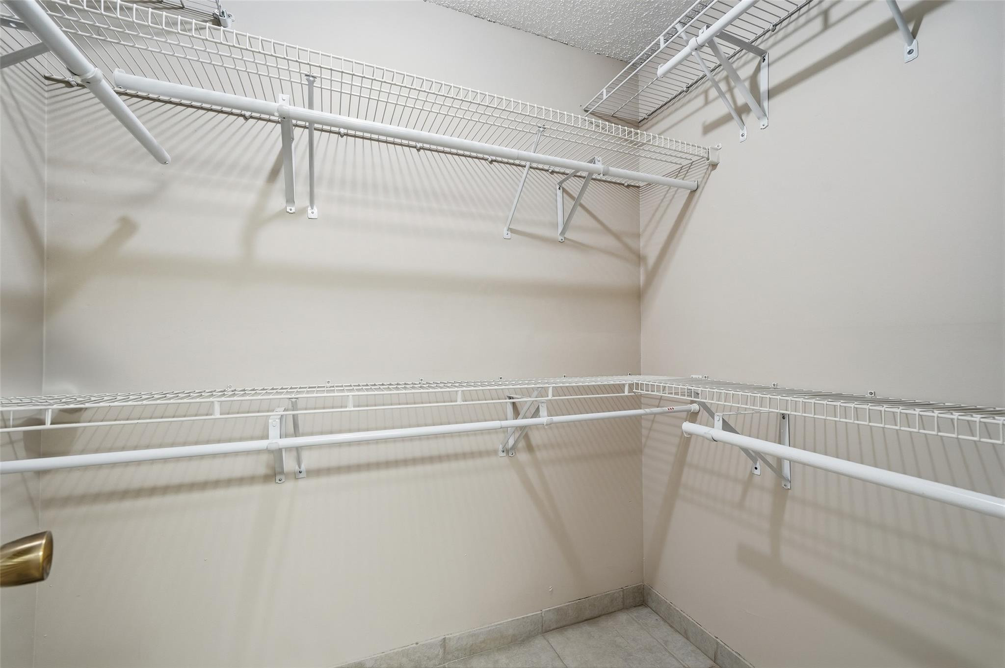 Lauderdale West Condo Nov - Residential Lease