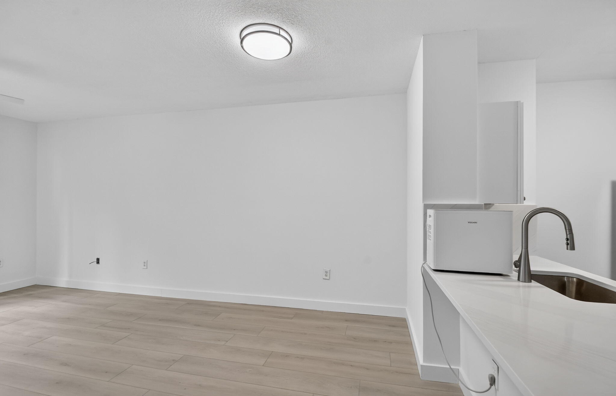 630 S Sapodilla Avenue 223