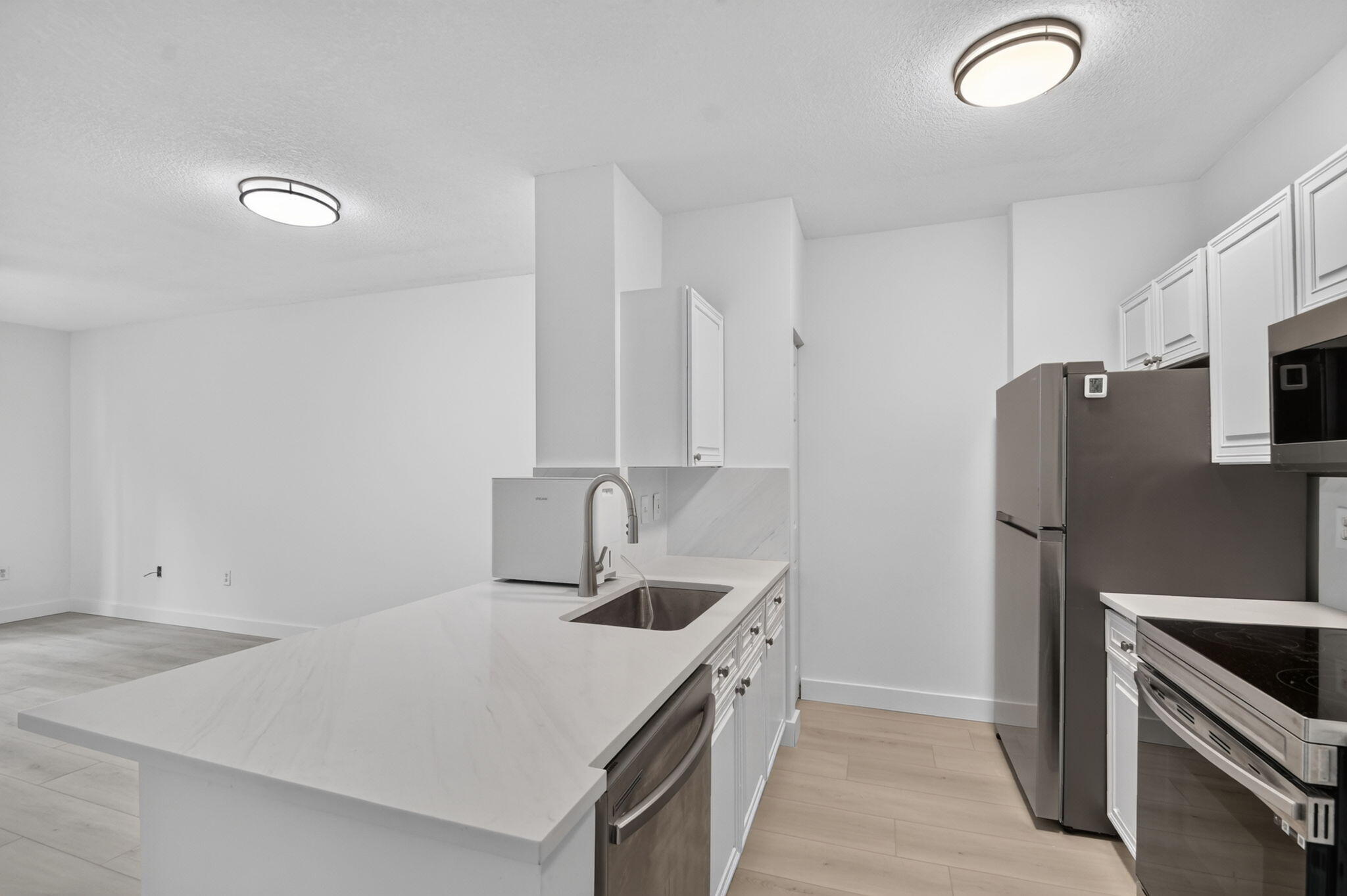 630 S Sapodilla Avenue 223