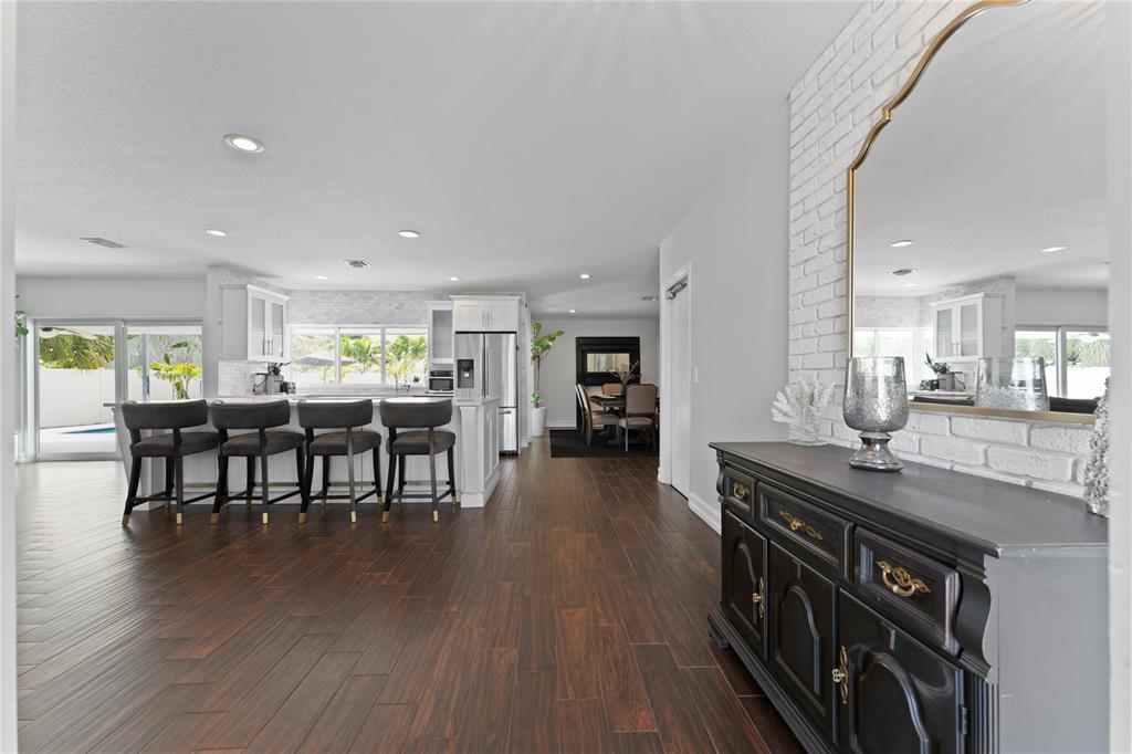 BOCA DEL MAR 1 - Residential Lease