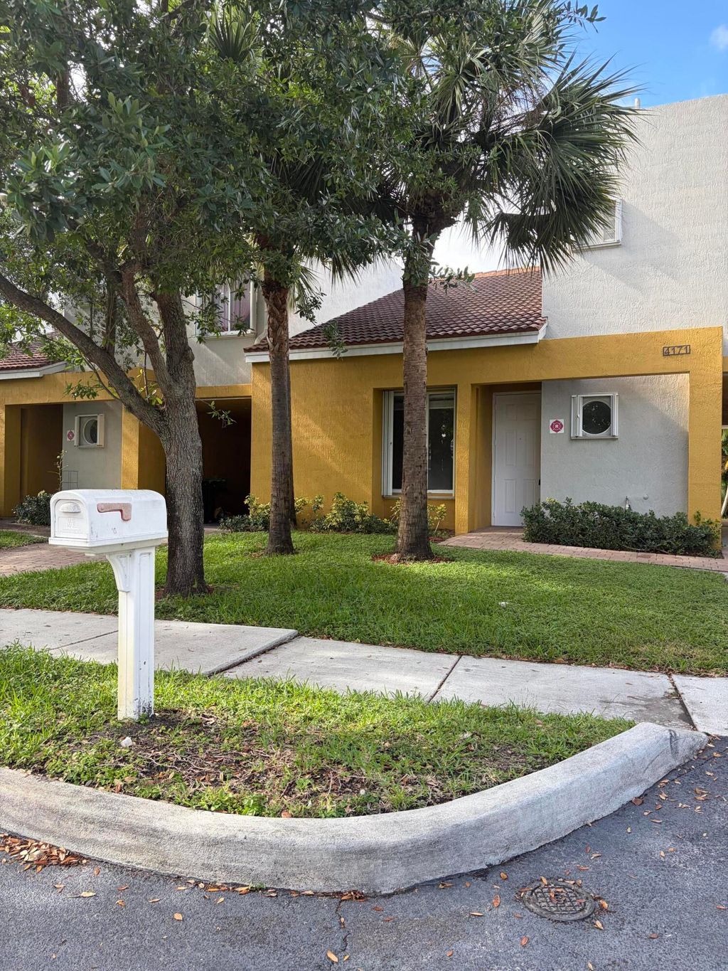 Photo of 4171 Gulfstream Road NE, Lake Worth, FL 33461 (MLS # B26017798)