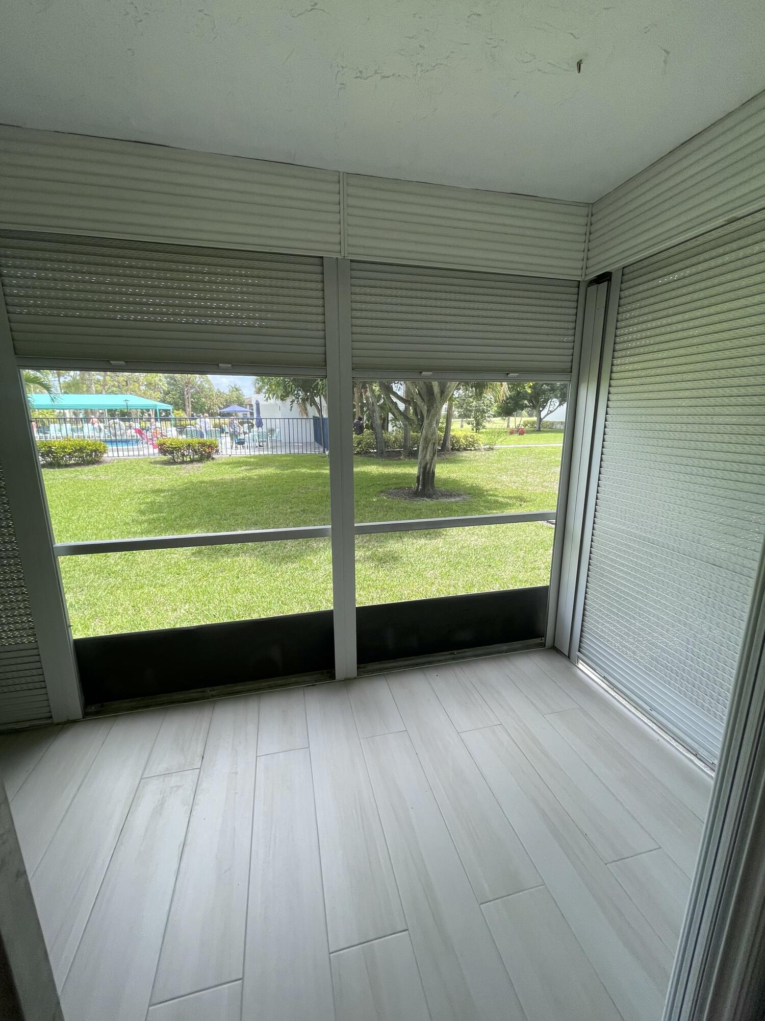 HAMLET AT POINCIANA CONDO - Residential