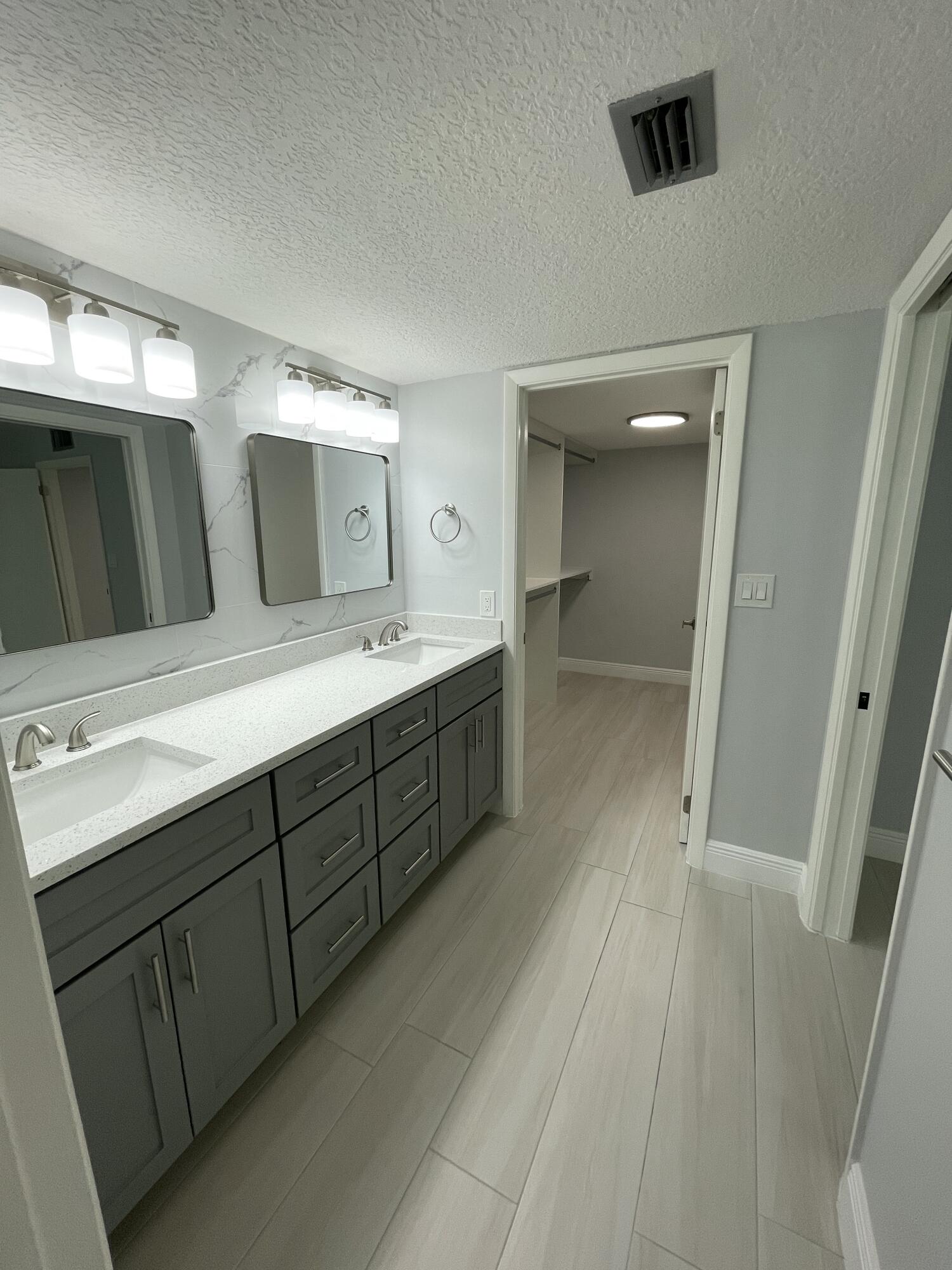 HAMLET AT POINCIANA CONDO - Residential