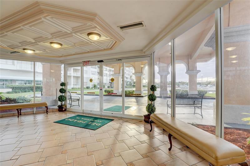 Del Prado - Residential