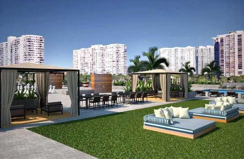 Del Prado - Residential