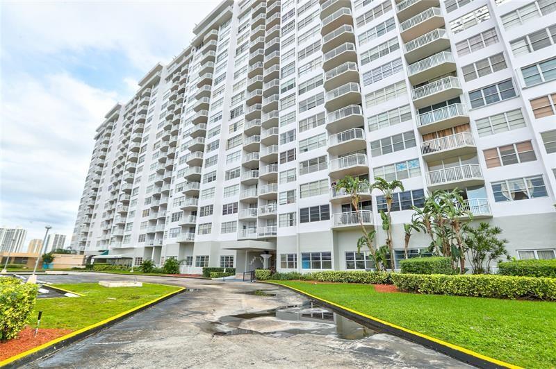 Del Prado - Residential