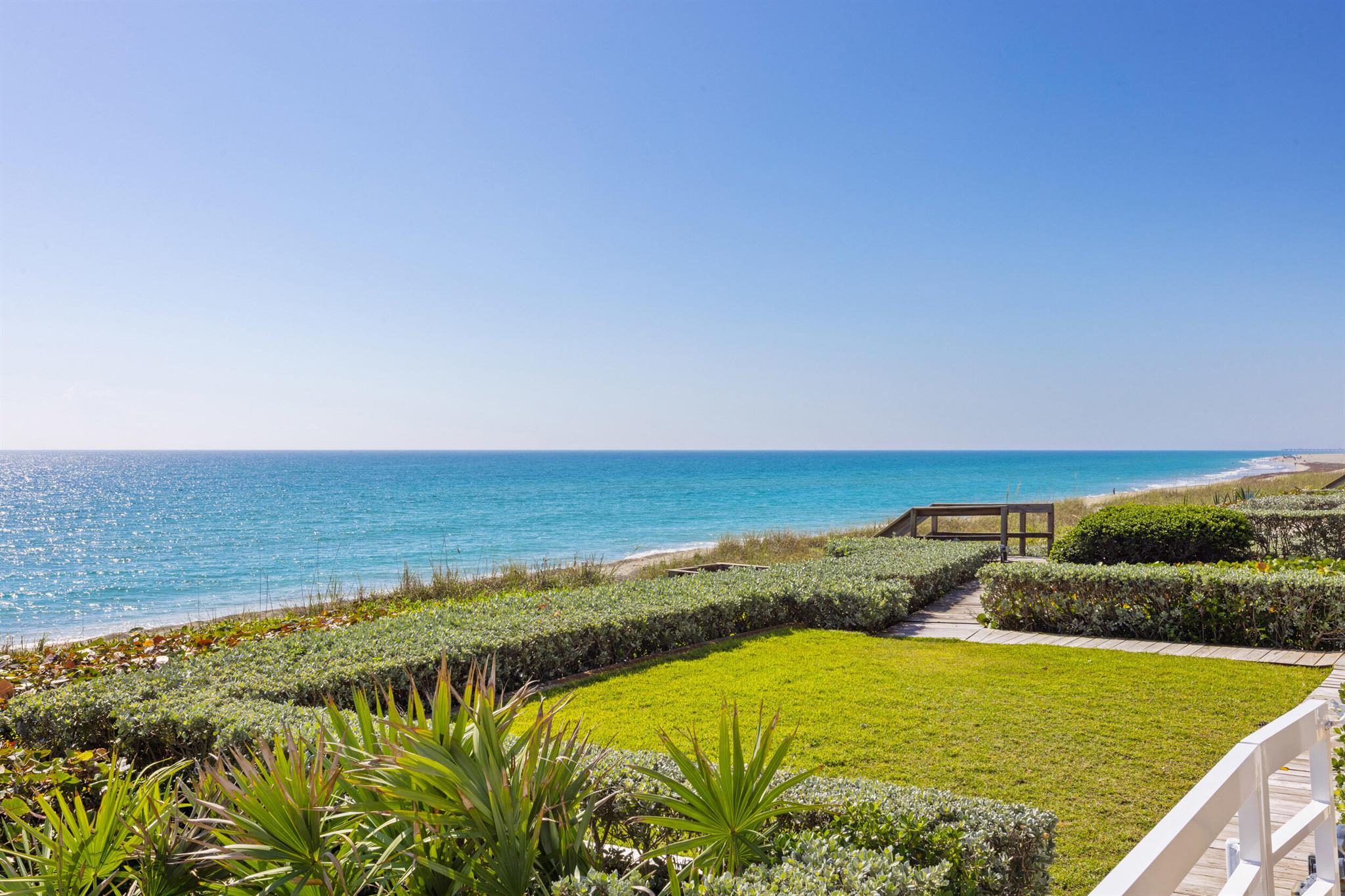 RESIDENCES AT SLOANS CURV - Residential