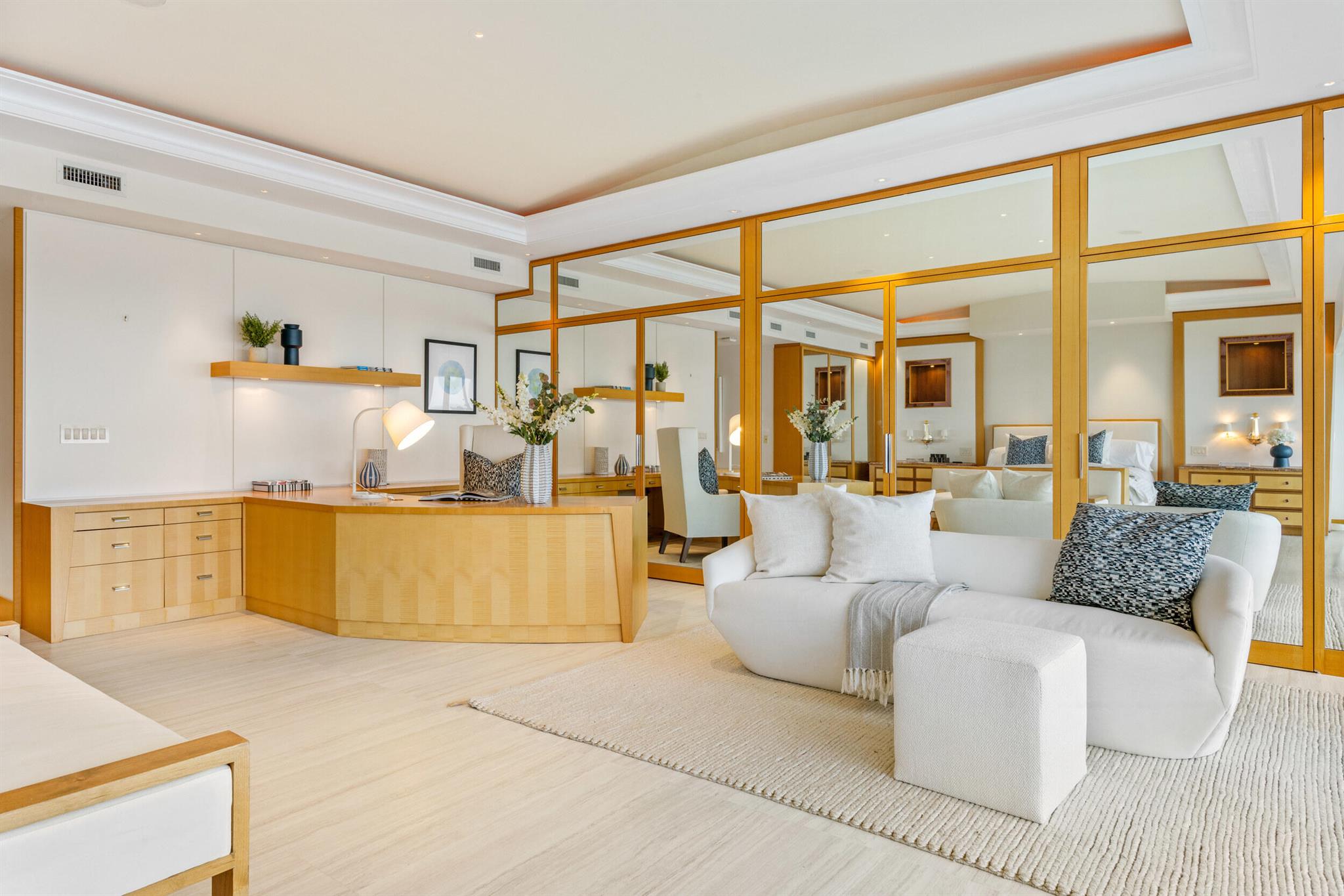 RESIDENCES AT SLOANS CURV - Residential