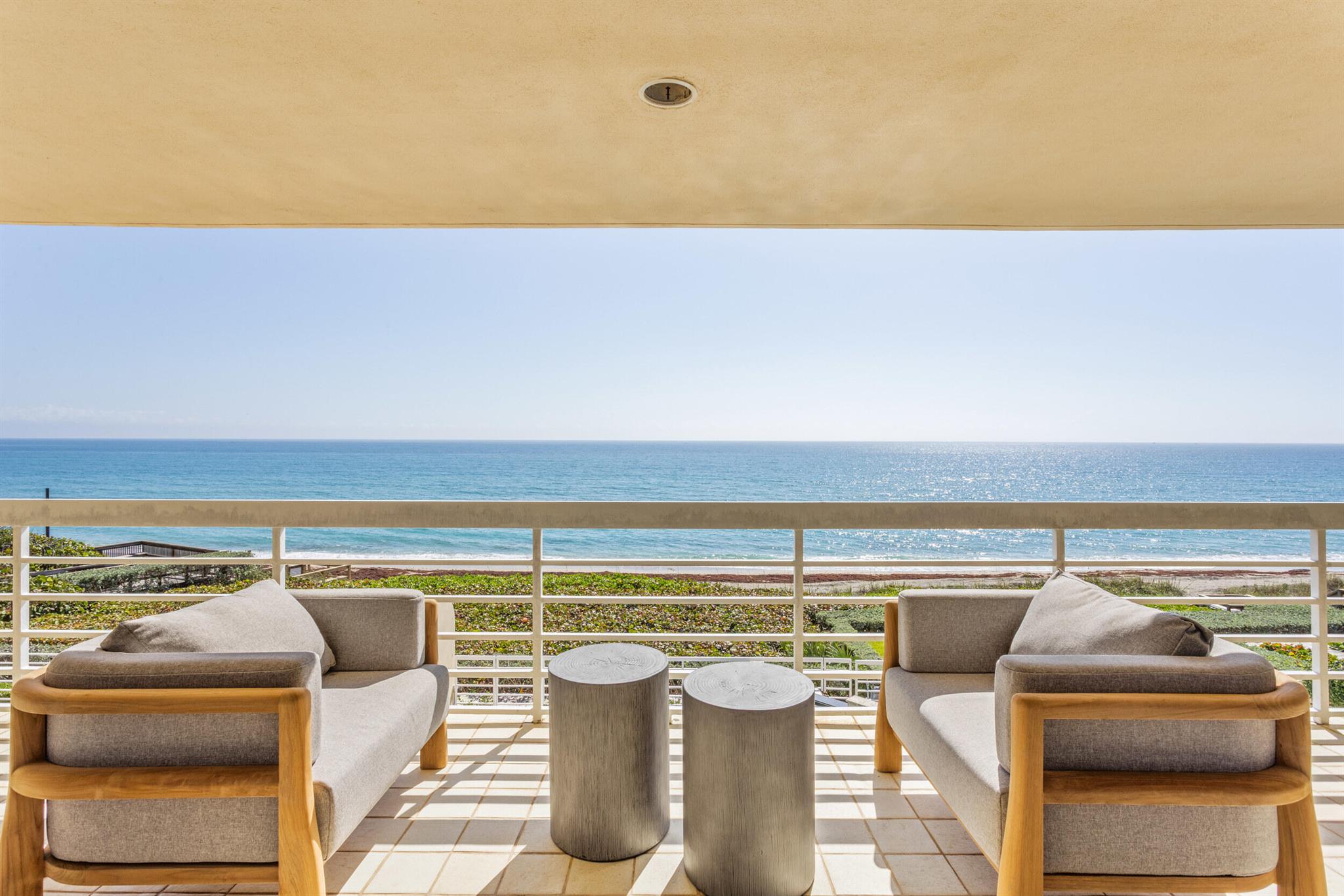 RESIDENCES AT SLOANS CURV - Residential