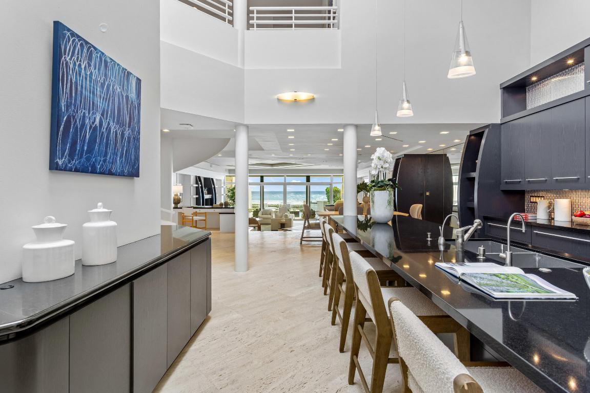 RESIDENCES AT SLOANS CURVE - Residential