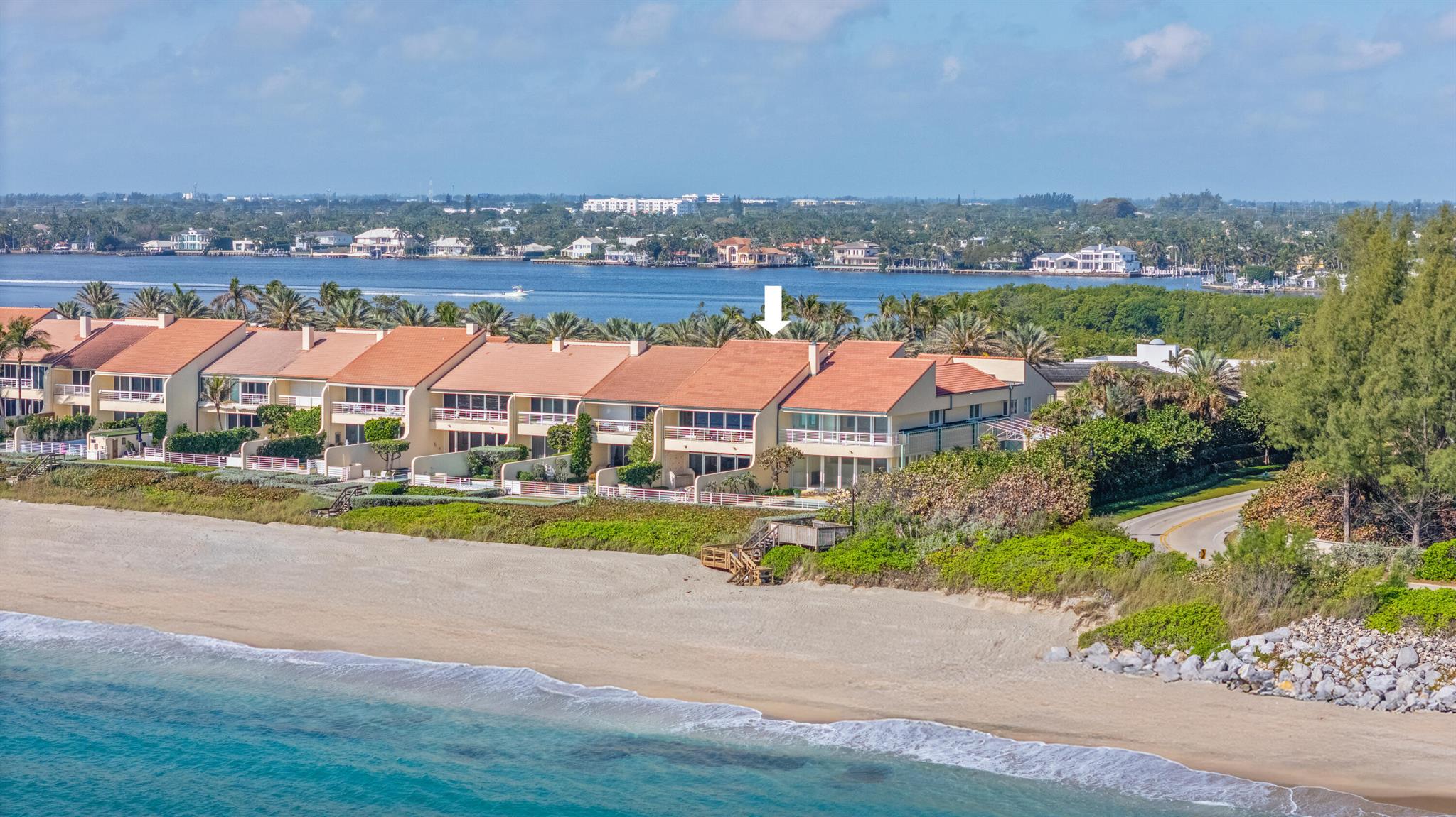 RESIDENCES AT SLOANS CURV - Residential