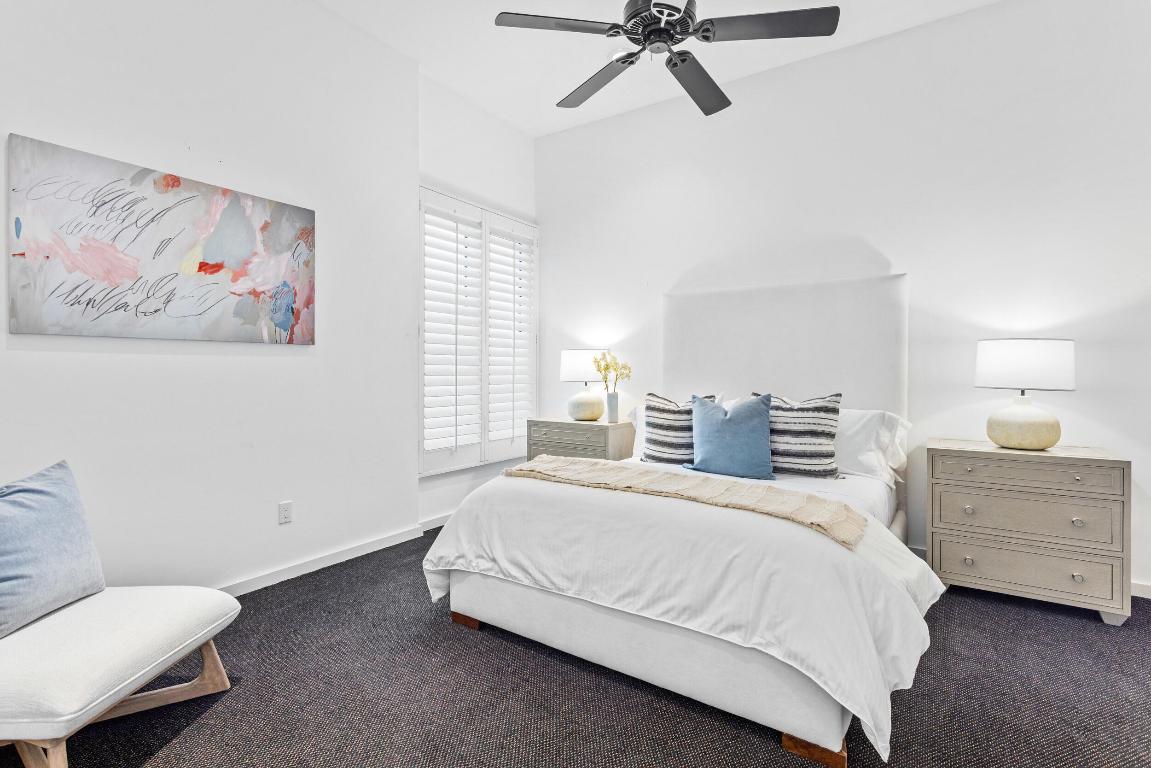 RESIDENCES AT SLOANS CURVE - Residential